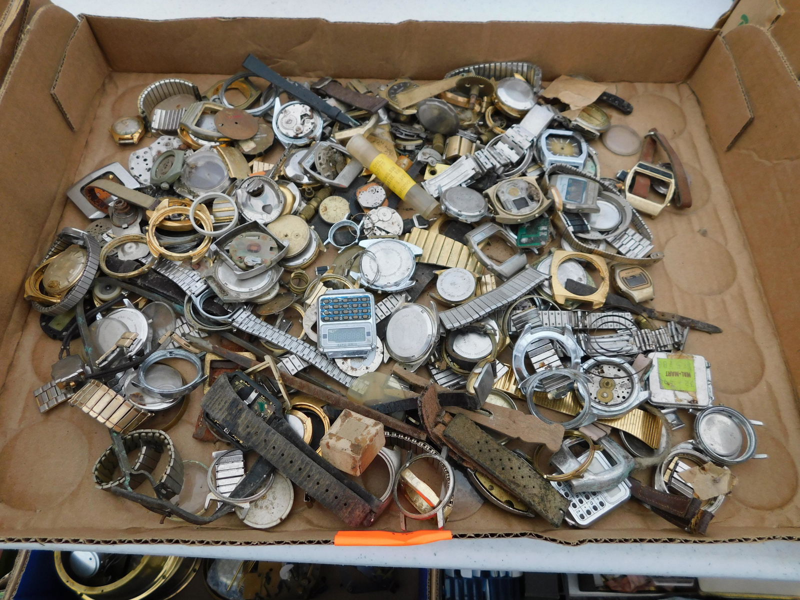 Lot of Wrist Watch Parts: Lot of wrist watch parts. You are bidding at a live sale. Please read the terms and conditions. This sale will be broadcast live on sale day with full descriptions of each lot being sold, as well as v