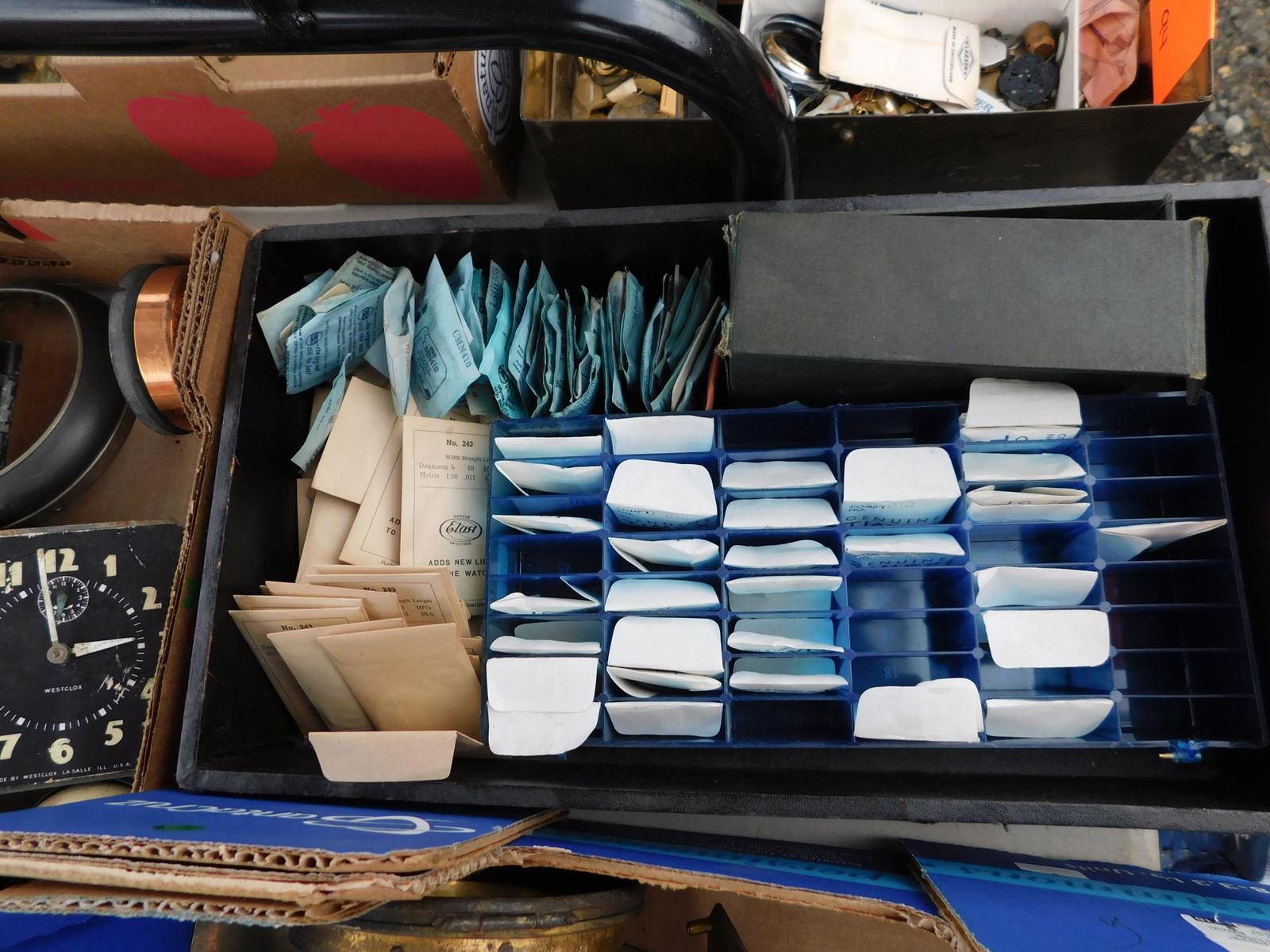 Lot of Watch Crystals: Lot of watch crystals. You are bidding at a live sale. Please read the terms and conditions. This sale will be broadcast live on sale day with full descriptions of each lot being sold, as well as vide