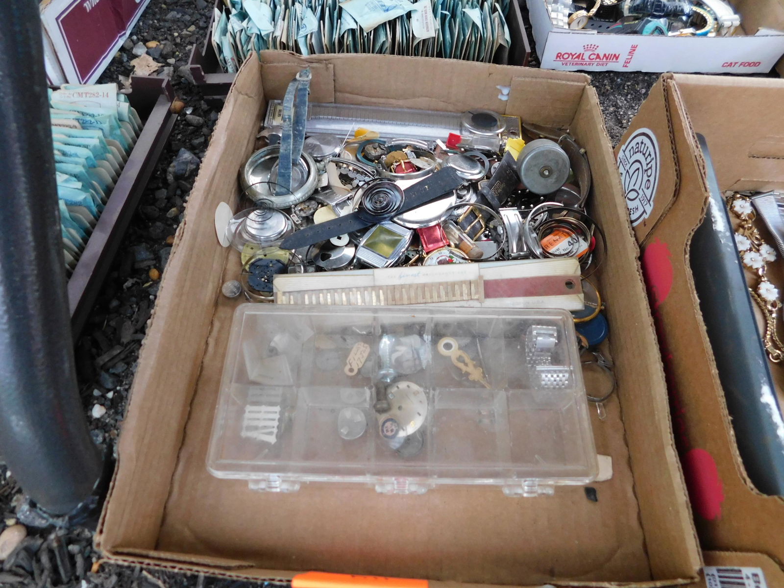 Lot of Watch Parts: Lot of watch parts. You are bidding at a live sale. Please read the terms and conditions. This sale will be broadcast live on sale day with full descriptions of each lot being sold, as well as video f