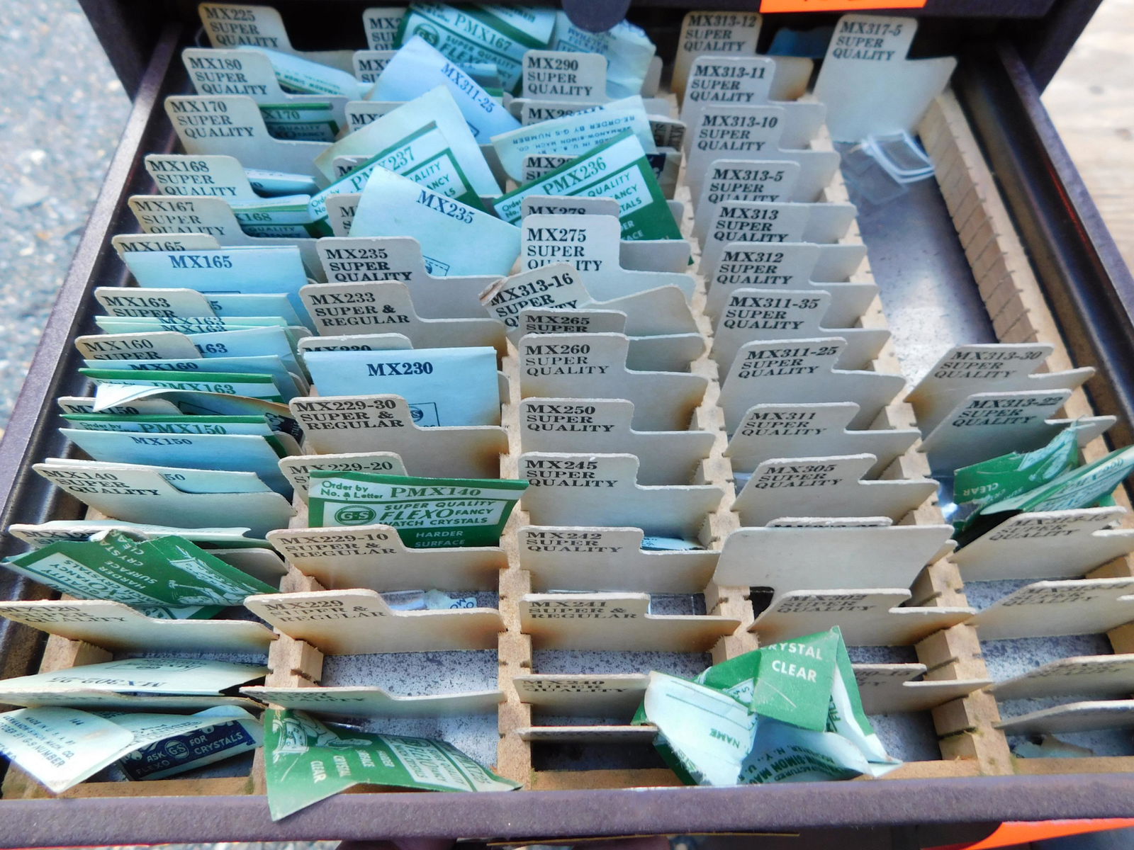 Lot of Watch Crystals: Lot of watch crystals. You are bidding at a live sale. Please read the terms and conditions. This sale will be broadcast live on sale day with full descriptions of each lot being sold, as well as vide