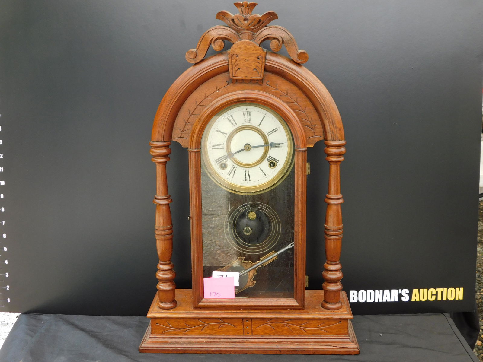 Victorian Gingerbread Clock (1 of 3)
