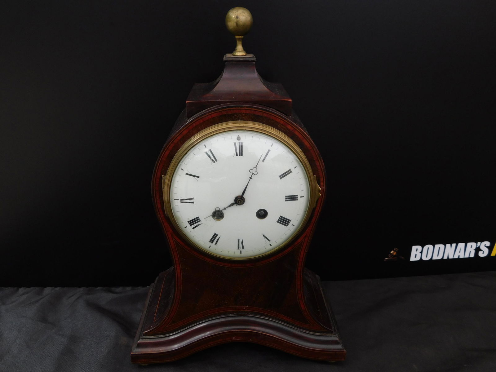 Flamed Mahogony Inlay Clock (1 of 4)