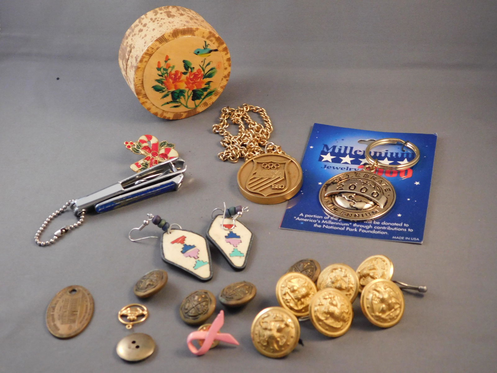 Military Buttons and Misc (1 of 1)