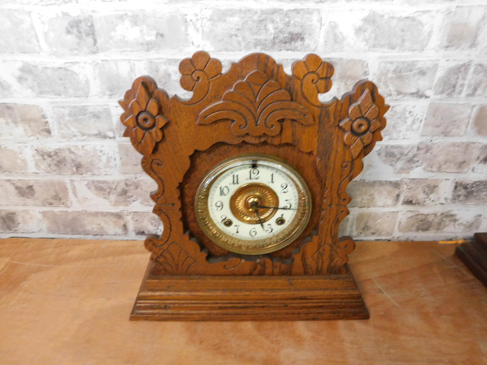 Victorian Hand Carved Mantle Clock (1 of 4)