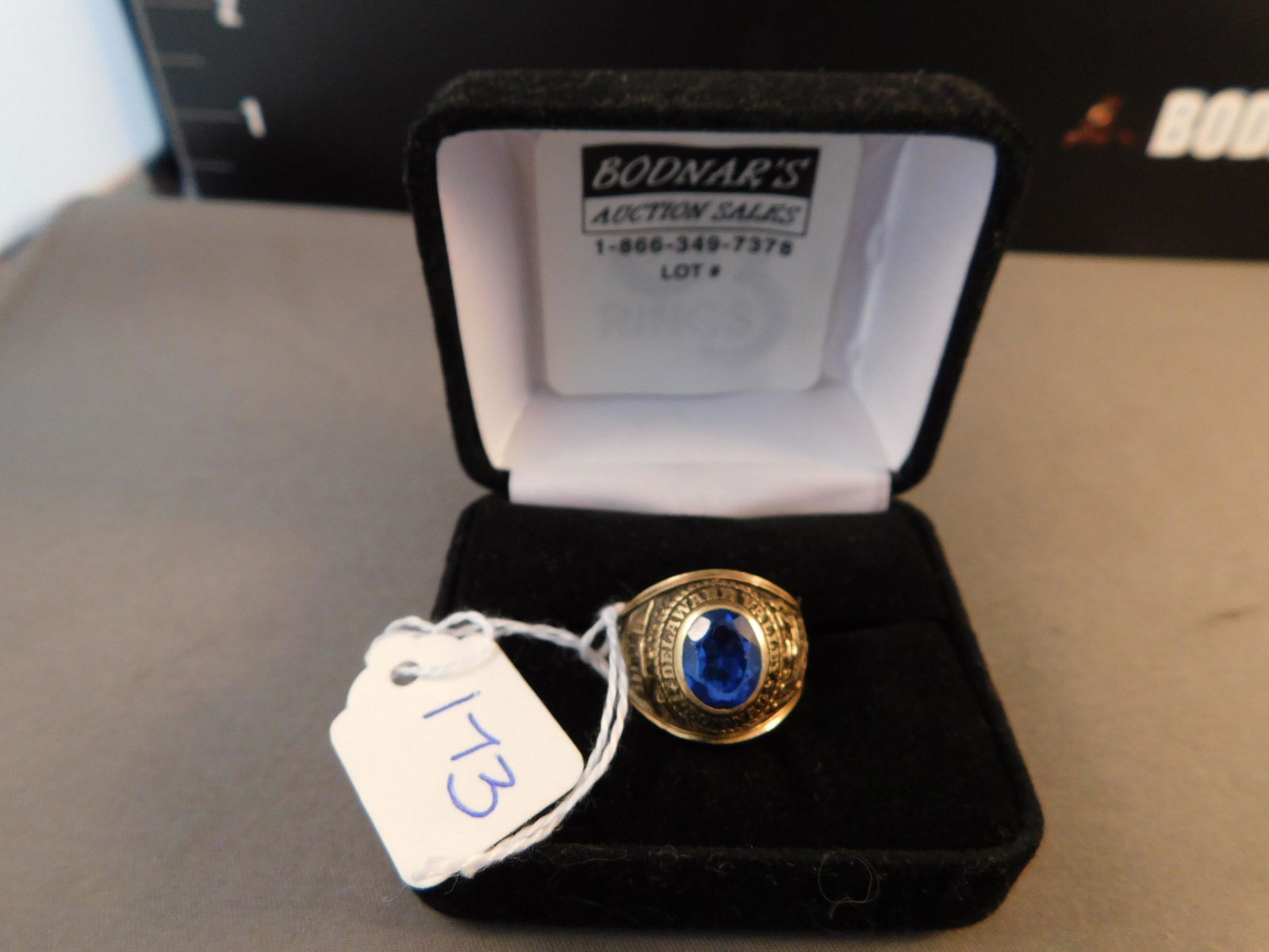 10K Gold Delaware Valley HS Ring (1 of 3)