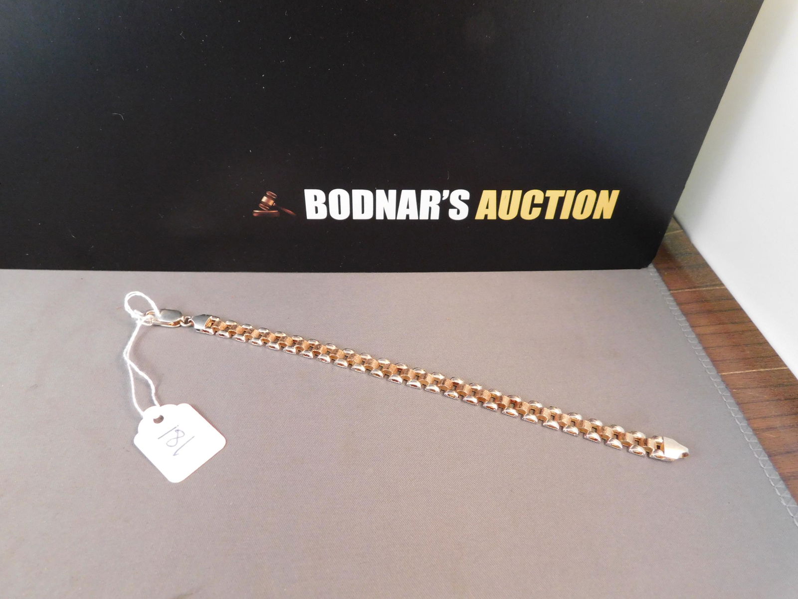 Milor Sterling Silver Link Bracelet: Milor sterling silver link bracelet. Rose gold plated. Marked on clasp. Measures 7". You are bidding at a live sale. Please read the terms and conditions. We are offering no contact pick up at our Sou