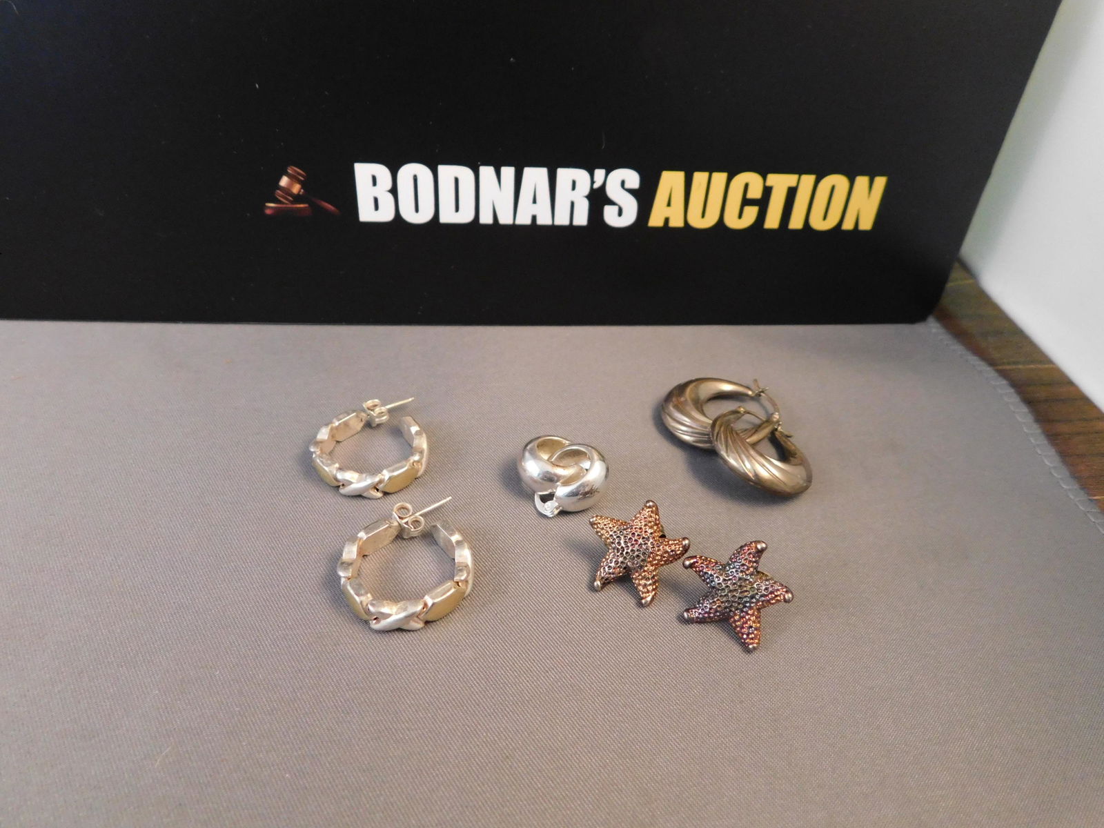 Lot 4 Pair Sterling Earrings (1 of 3)