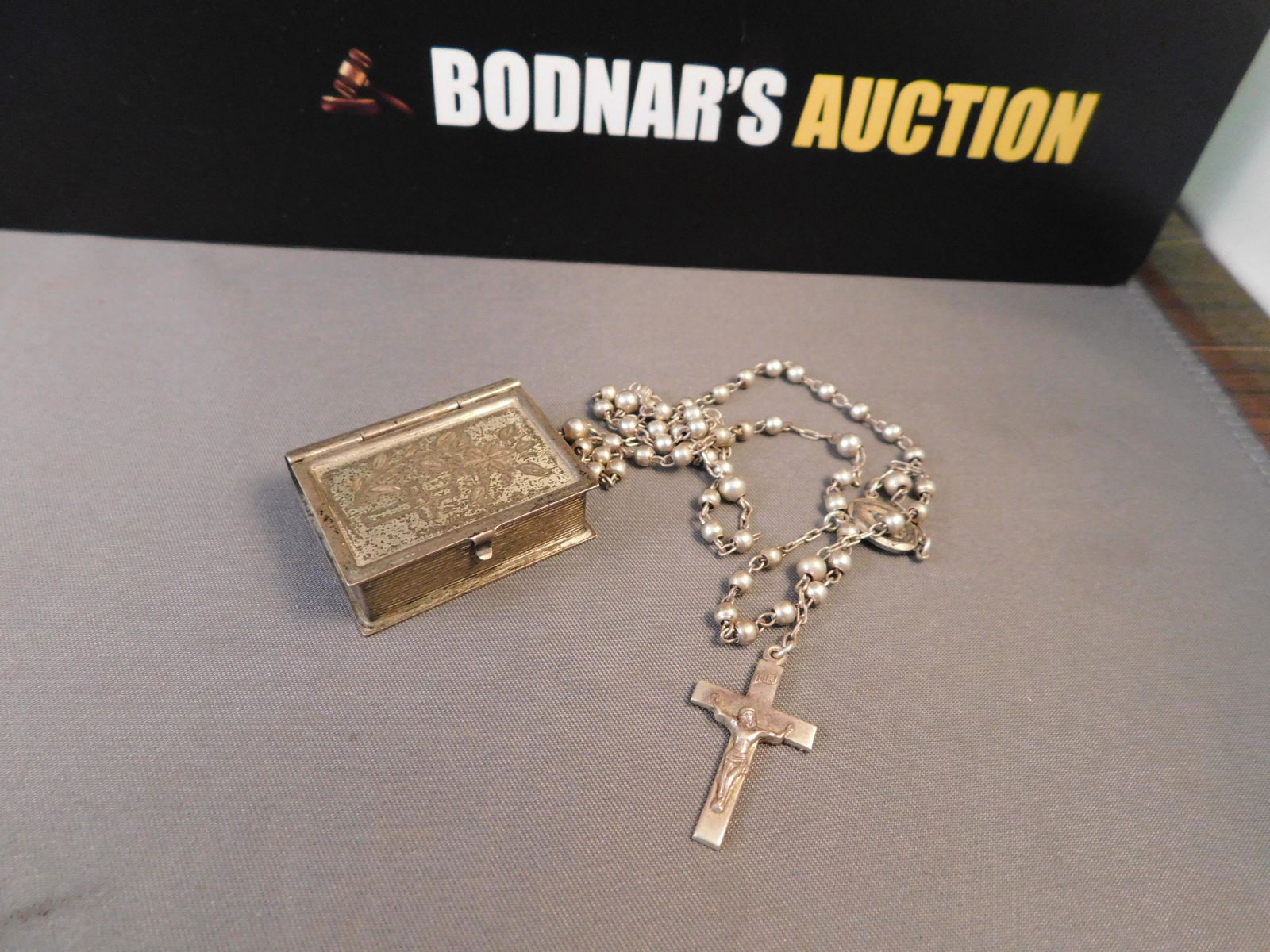 Haywood Small Sterling Rosary & Case (1 of 2)