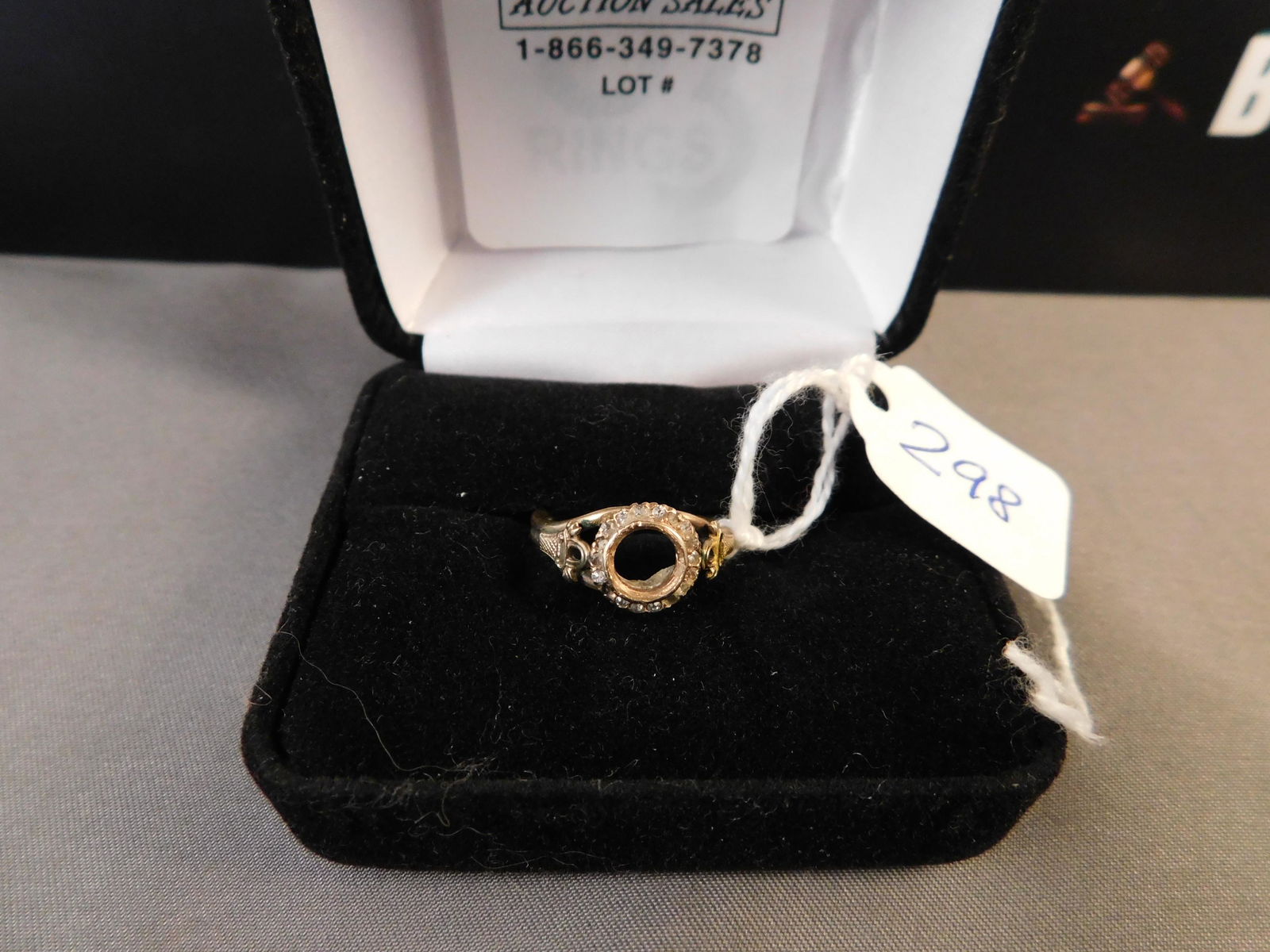14K & Diamond Ring Setting (1 of 3)