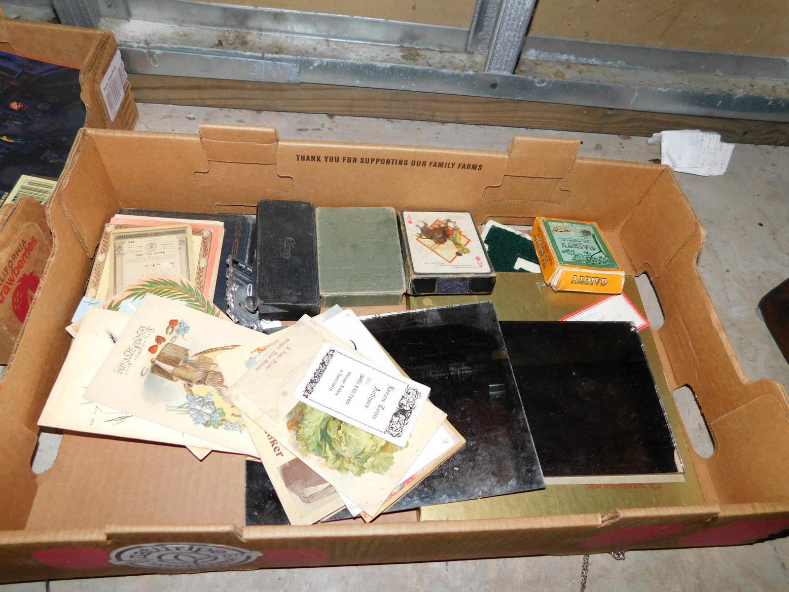 Lot of Vintage Paper, Playing Cards, Police Badge: Lot of Vintage Paper, Playing Cards, Police Badge You are bidding at a live sale. You are bidding at a live sale. Please read the terms and conditions. This sale will be broadcast live on sale day wit