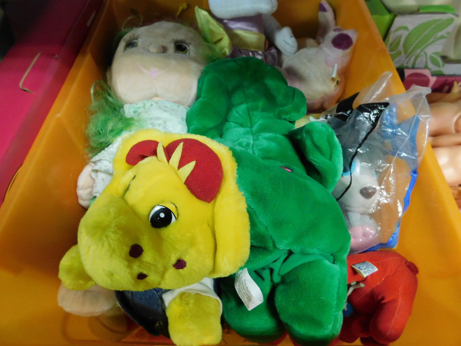 Box Lot of Plush: Box Lot of Plush. You are bidding at a live sale. Please read the terms and conditions. This sale will be broadcast live on sale day with full descriptions of each lot being sold, as well as video fee