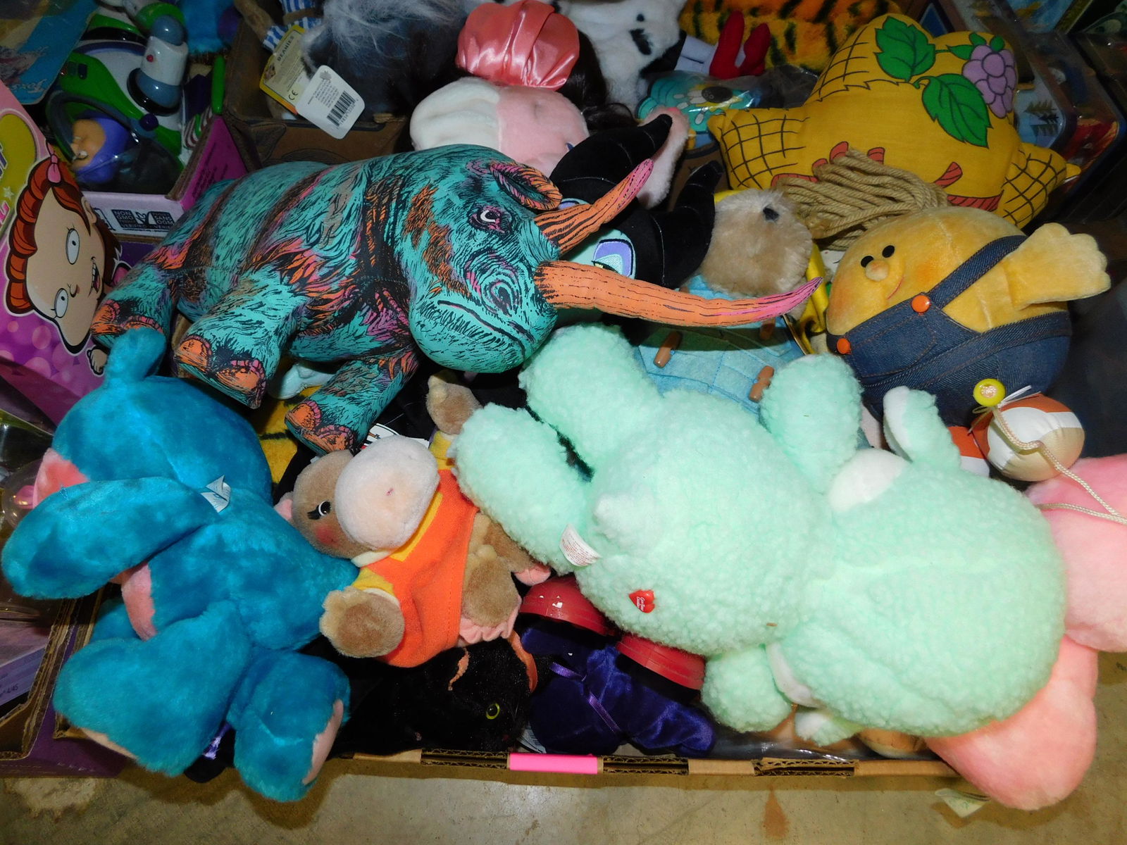 Box Lot of Plush: Box Lot of Plush. You are bidding at a live sale. Please read the terms and conditions. This sale will be broadcast live on sale day with full descriptions of each lot being sold, as well as video fee