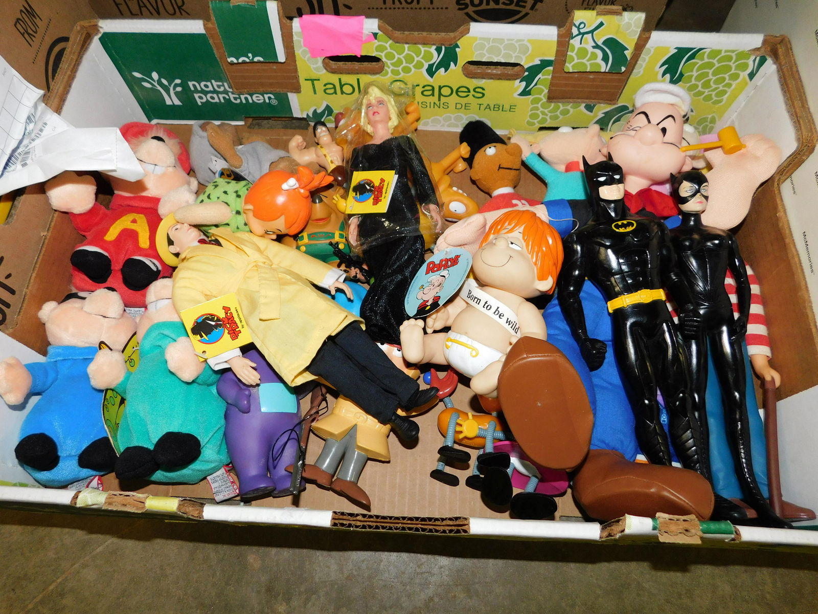 Box Lot of Mixed Action Figures (1 of 1)
