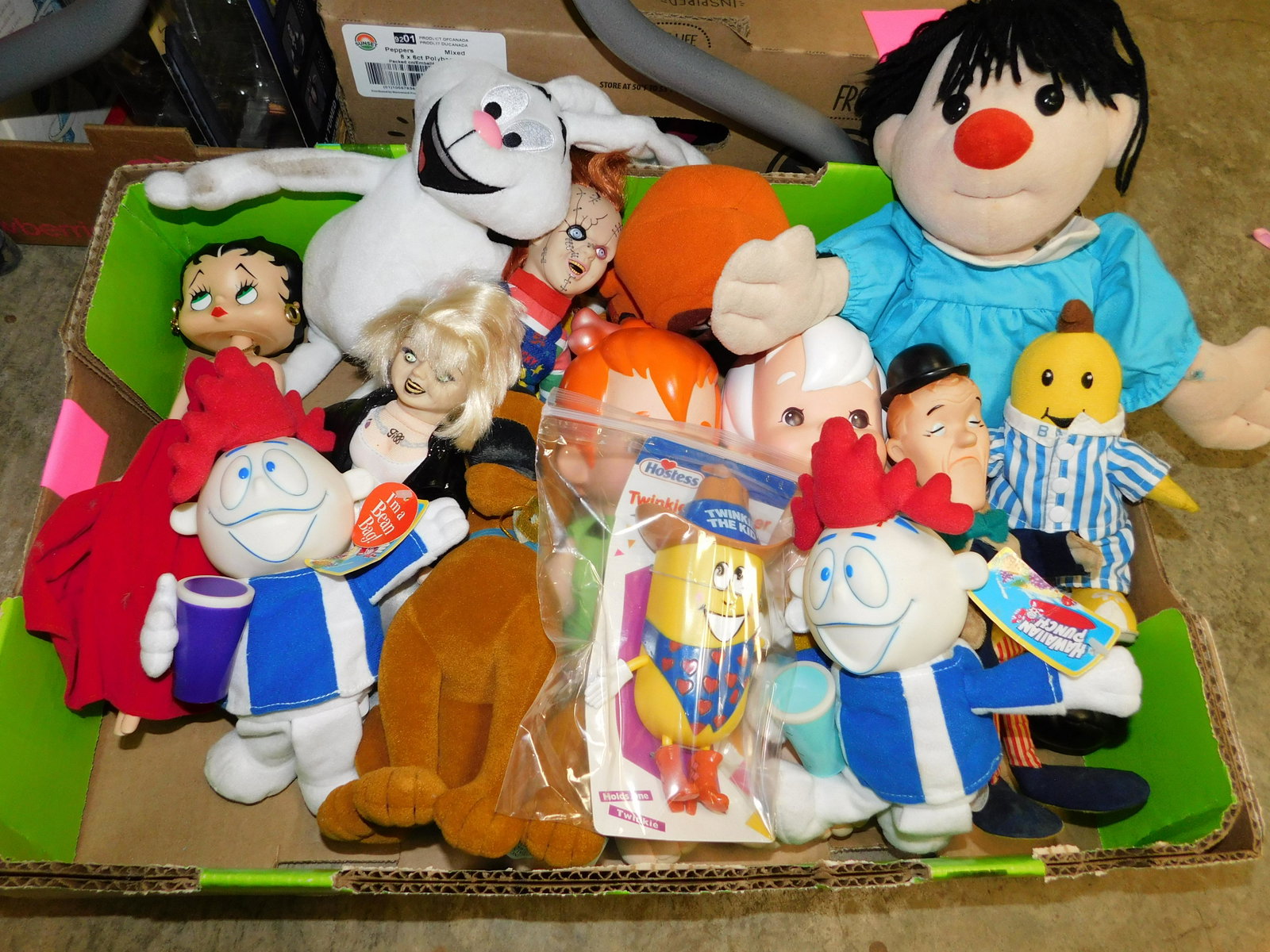 Box Lot of Character Figures and Plush: Box Lot of Character Figures and Plush including Chucky, Betty Boop, Trix and More. You are bidding at a live sale. Please read the terms and conditions. This sale will be broadcast live on sale day w