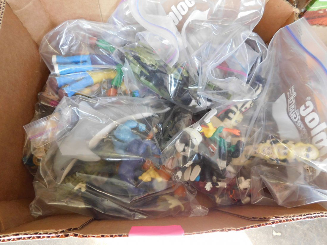 Box Lot of Misc Loose Figures (1 of 1)