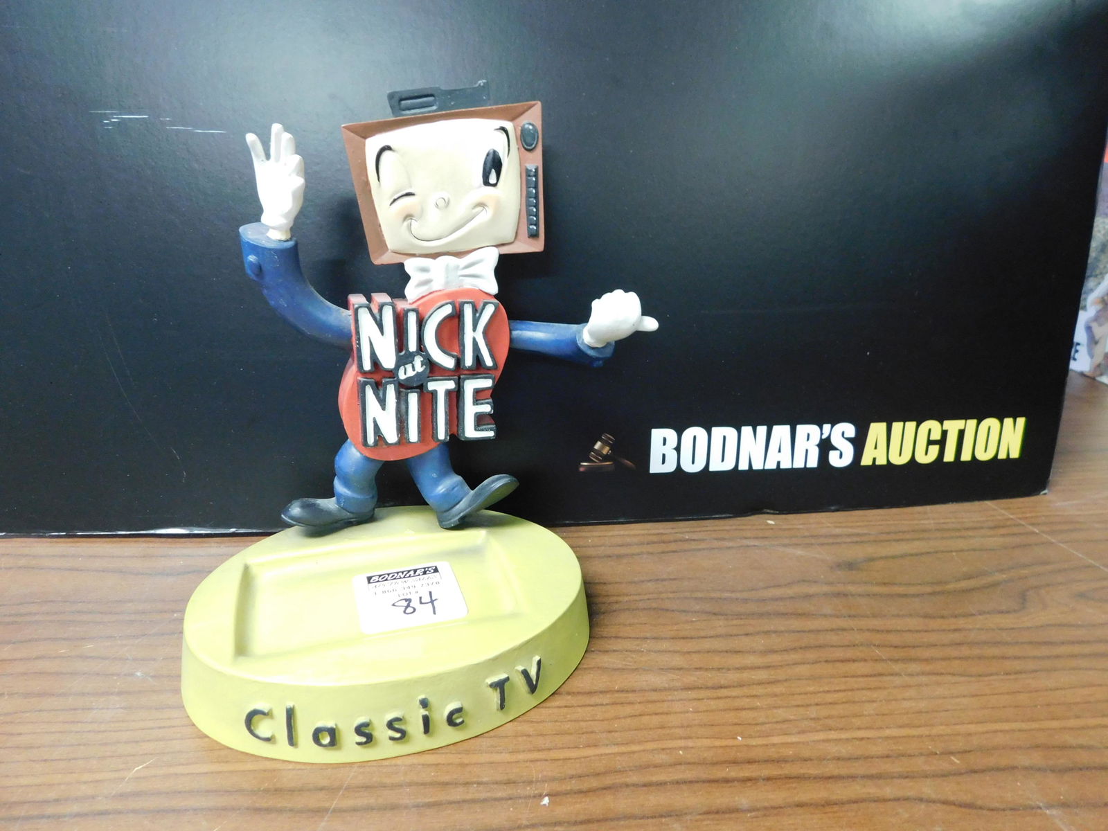 Nick at Nite Classtic TV Maquette (1 of 3)