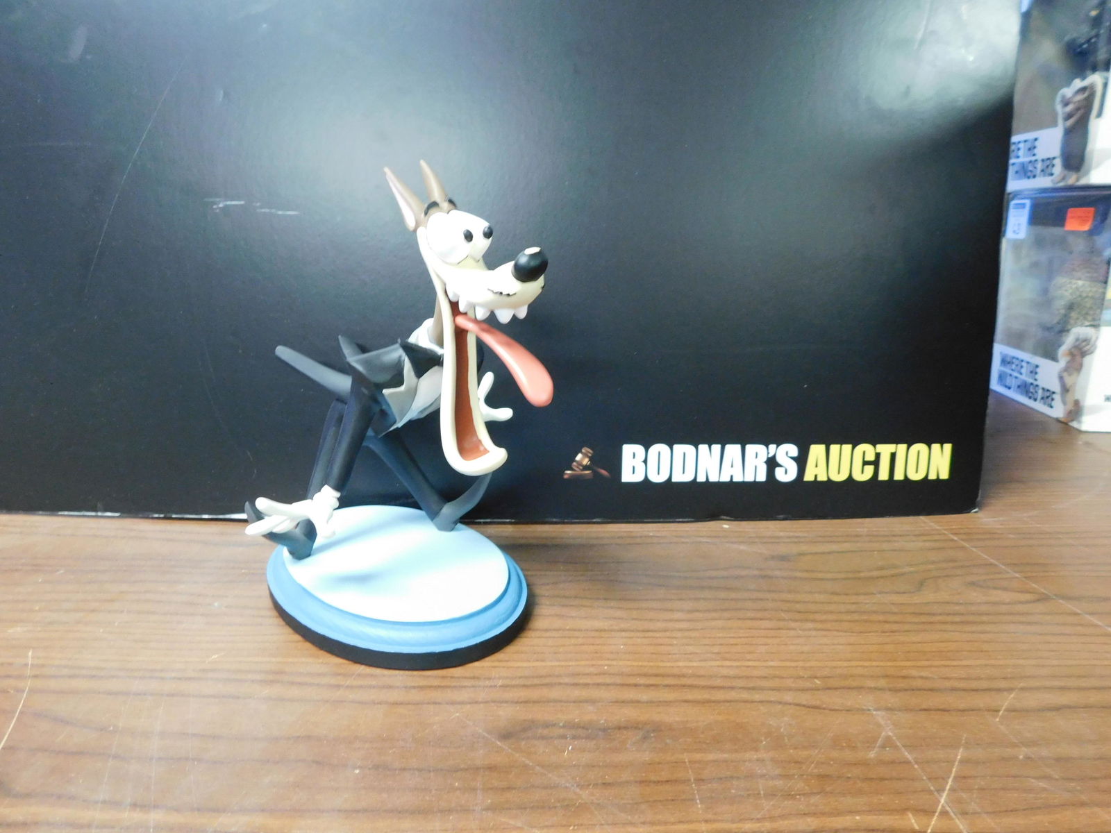 Screwball Sculptures "Oh Baby" Maquette: Screwball Sculptures Classic Cartoons "Oh Baby" maquette, sculpted by Kent Melton. #392 of 750. has Styrofoam packaging. Measures approx. 8 1/2" tall x 8" wide. You are bidding at a live sale, please