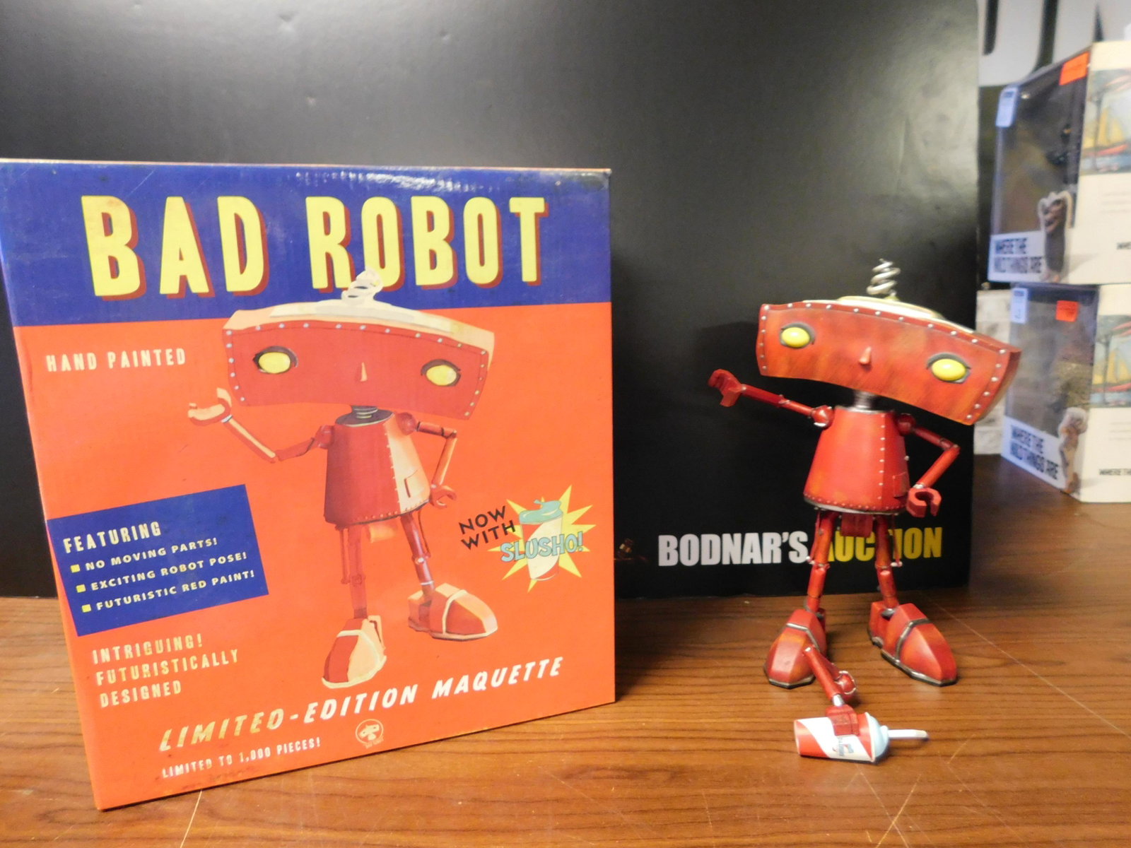 Quantum Mechanix Bad Robot Maquette: Quantum Mechanix Bad Robot maquette with original box. Has an extra interchangeable arm. #831 of 1000. Measures approx.9 1/2" tall x 6" wide. You are bidding at a live sale, please read the terms and 