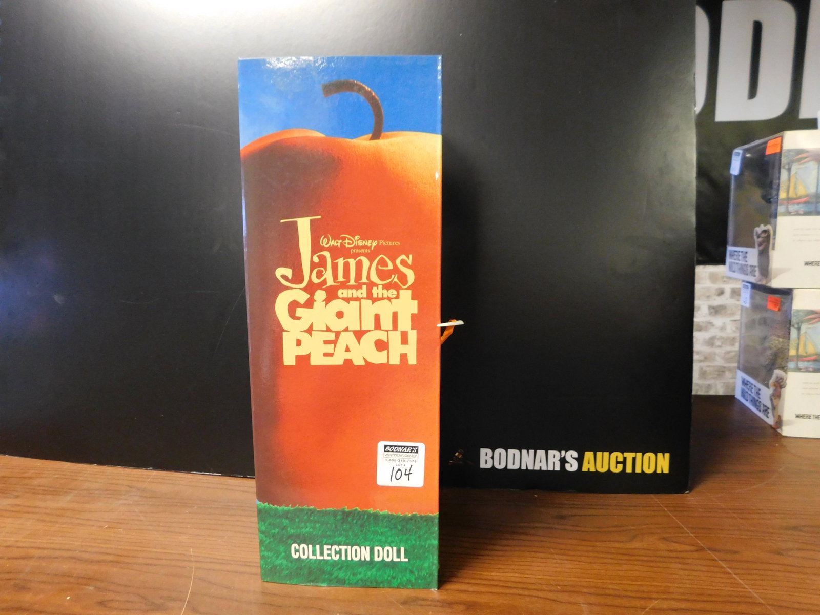 James and the Giant Peach Grass Hopper: James and the Giant Peach Grass Hopper figure in original box by Jun Planning. You are bidding at a live sale, please read the terms and conditions. We are offering contact-less pick ups at our South 