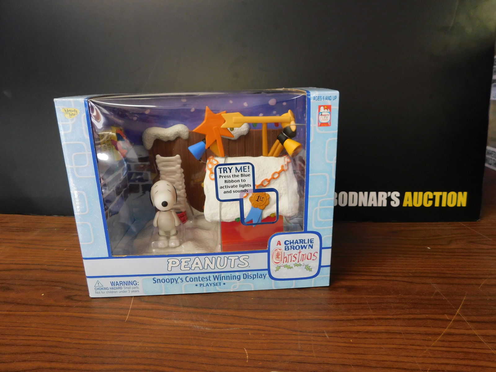 Peanuts Snoopy's Contest Winning Display (1 of 3)