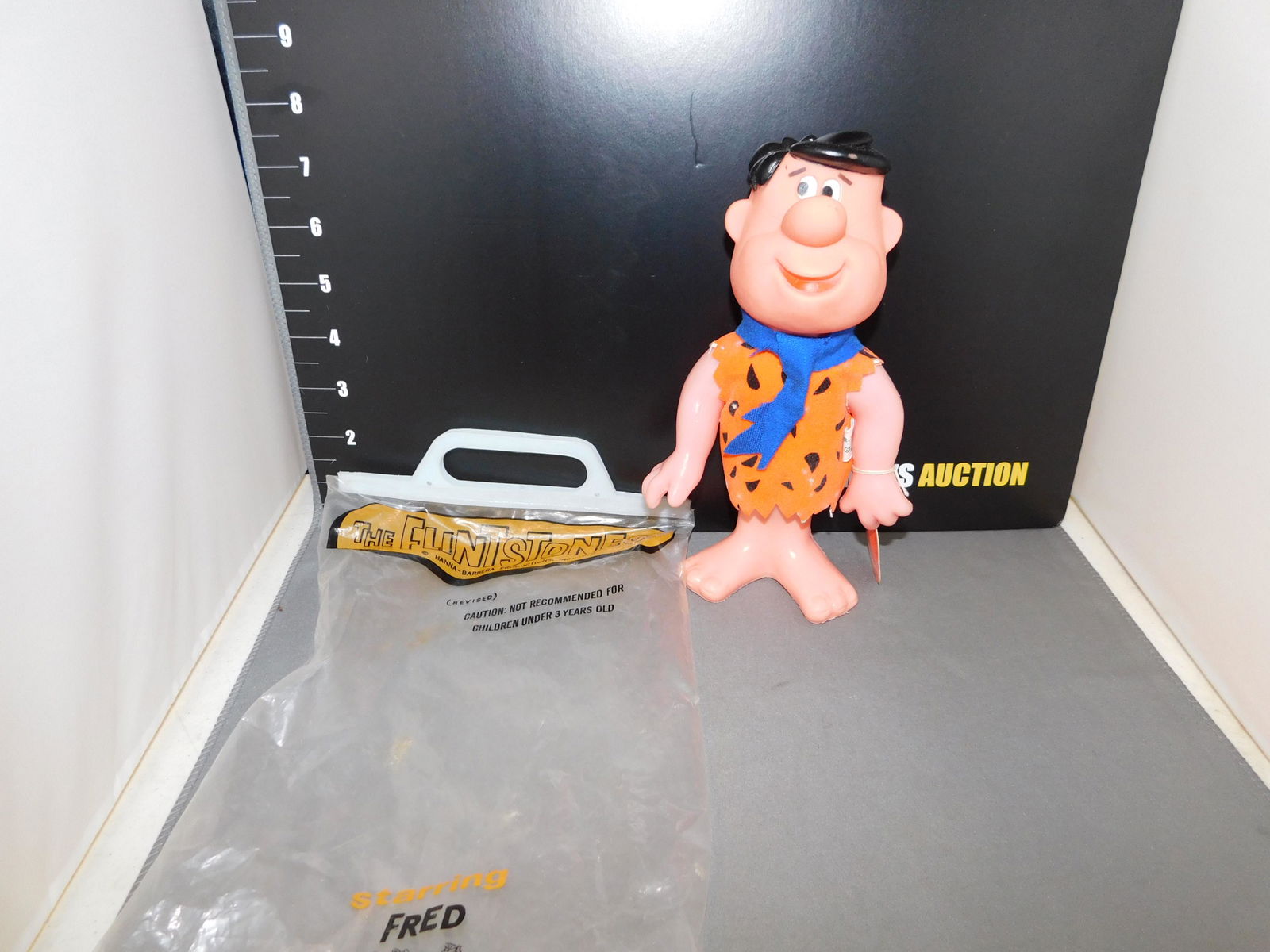 R. Dakin Fred Flintstone (1 of 2)