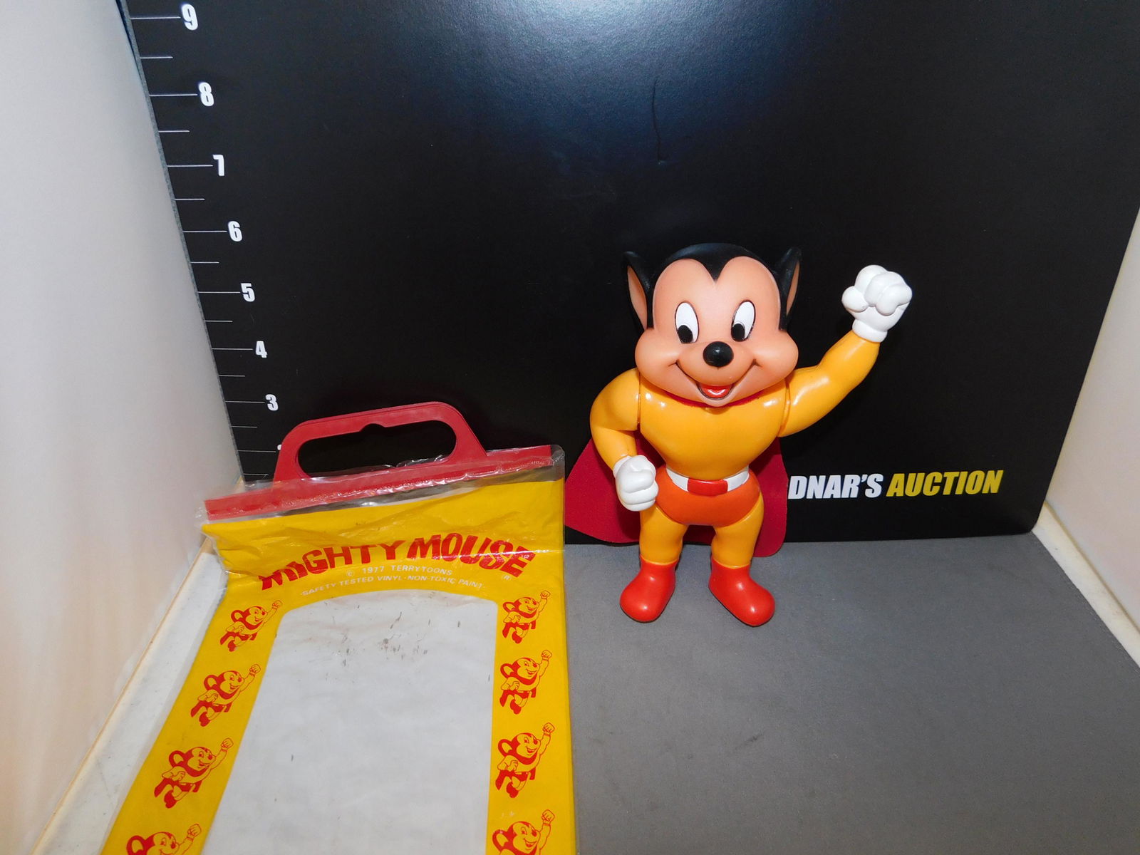 R. Dakin Might Mouse (1 of 2)