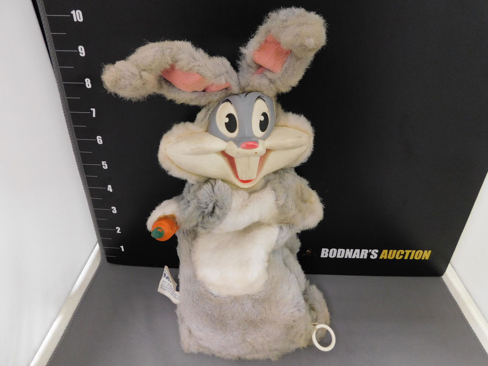 Vintage Bugs Bunny Hand Puppet (1 of 2)