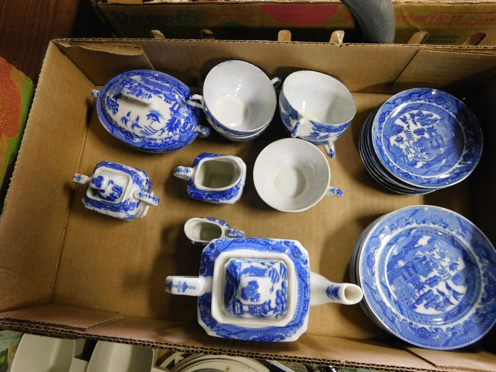 Miniature Blue and White Tea Set: Miniature Blue and White Tea Set. You are bidding at a live sale. Please read the terms and conditions. This sale will be broadcast live on sale day with full descriptions of each lot being sold, as w