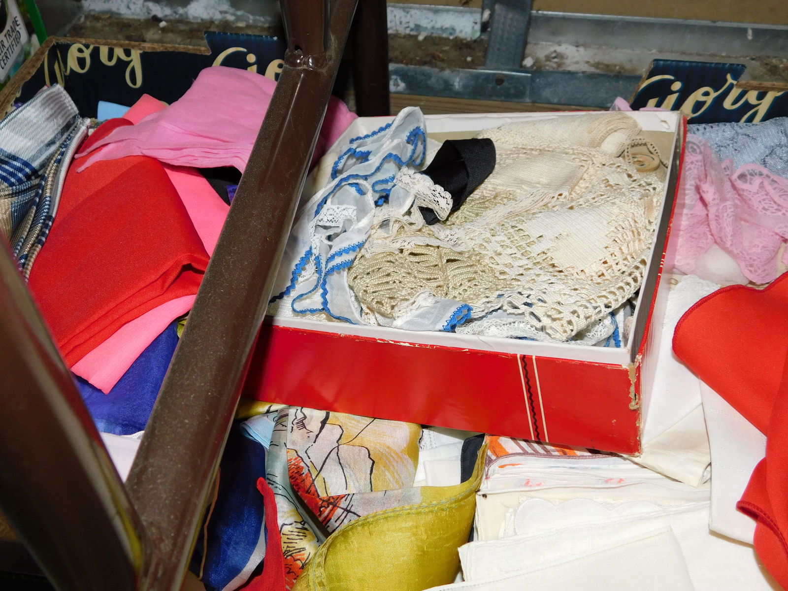 Box Lot of Textiles: Box Lot of Textiles. You are bidding at a live sale. Please read the terms and conditions. This sale will be broadcast live on sale day with full descriptions of each lot being sold, as well as video