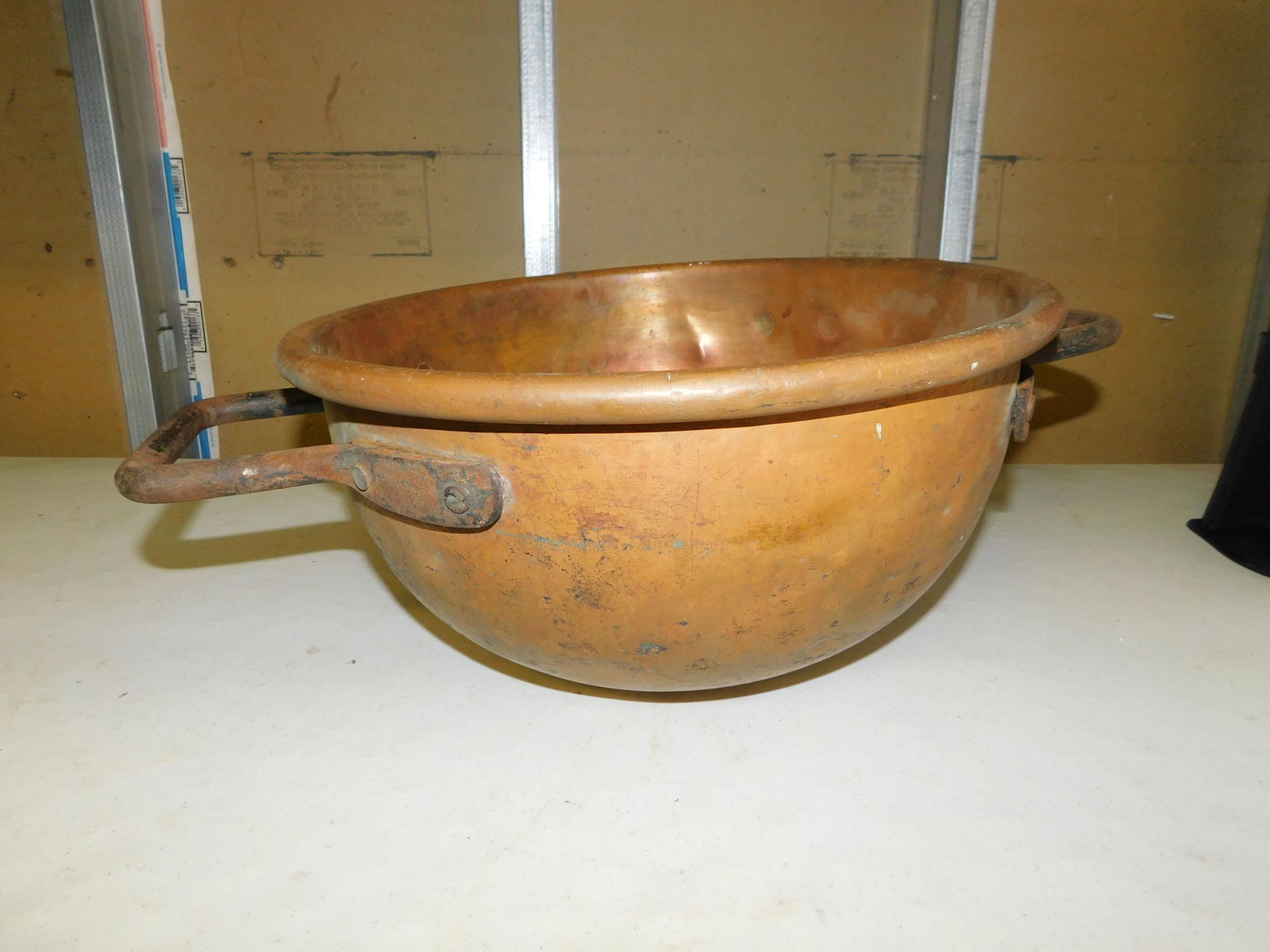 Copper Double Handled Mixing Bowl (1 of 4)
