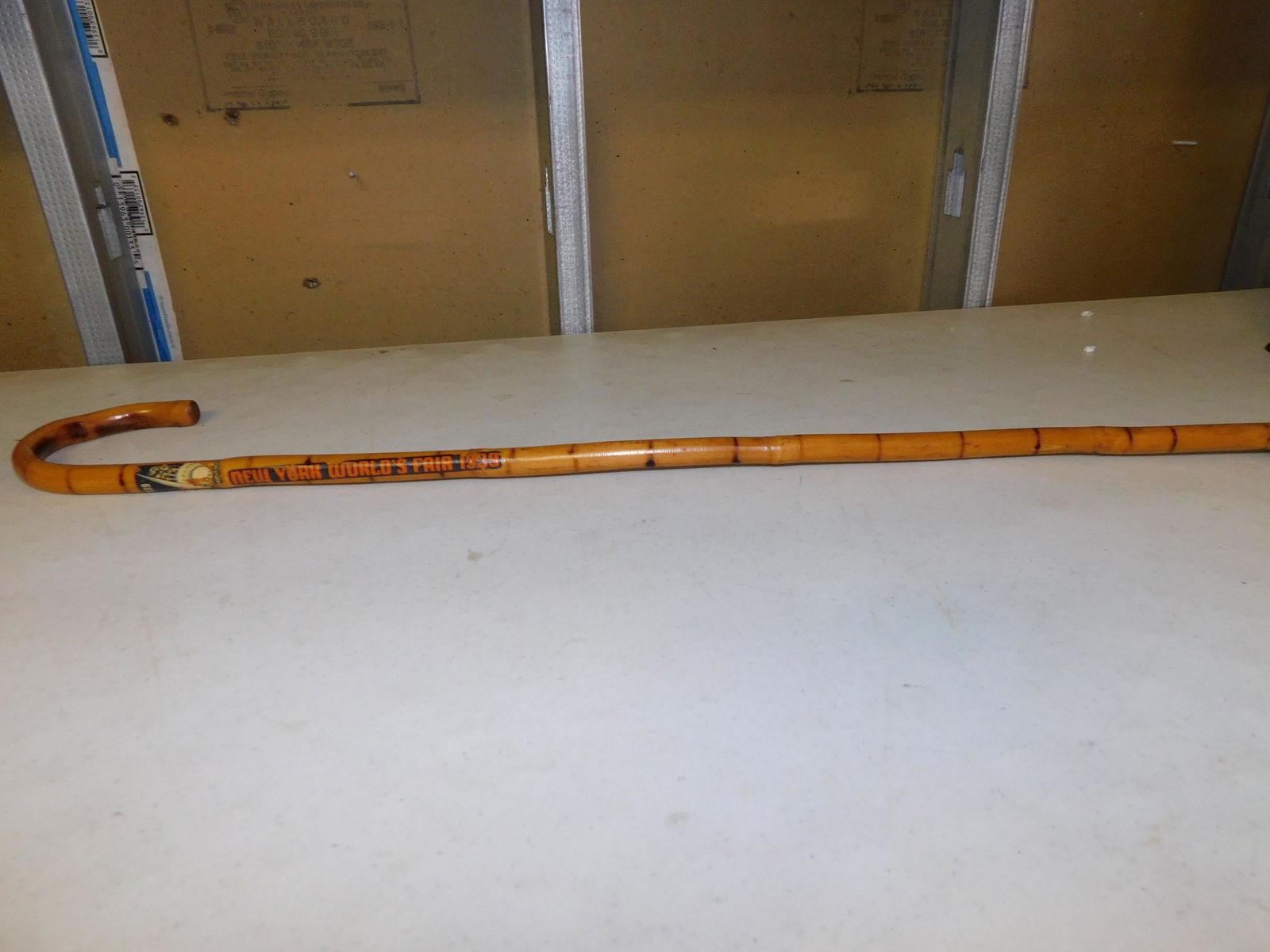 1939 NY World's Fair Walking Cane (1 of 2)