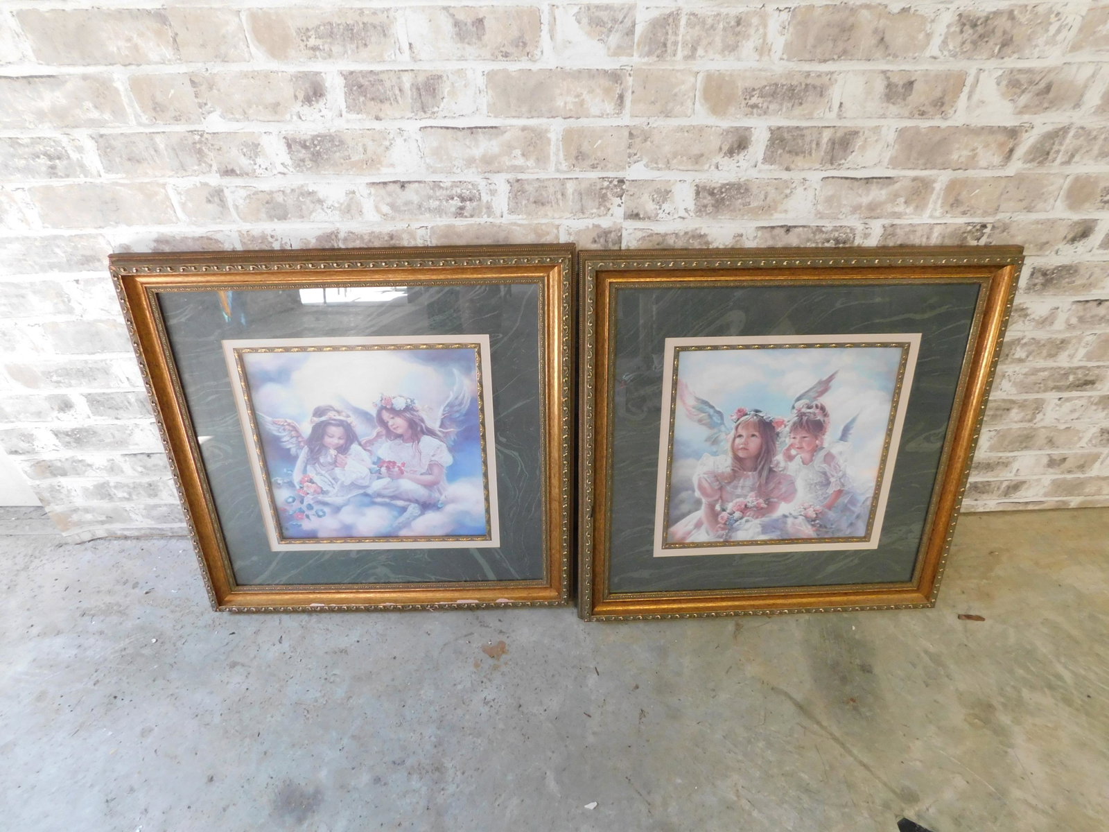Lot of 2 Framed Prints of Children Angels (1 of 5)