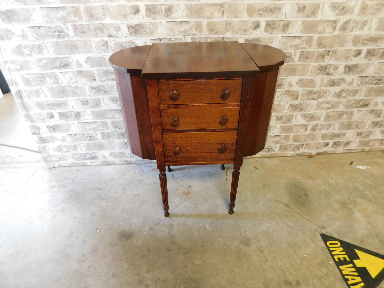 Mahogany Martha Washington Sewing Stand (1 of 5)