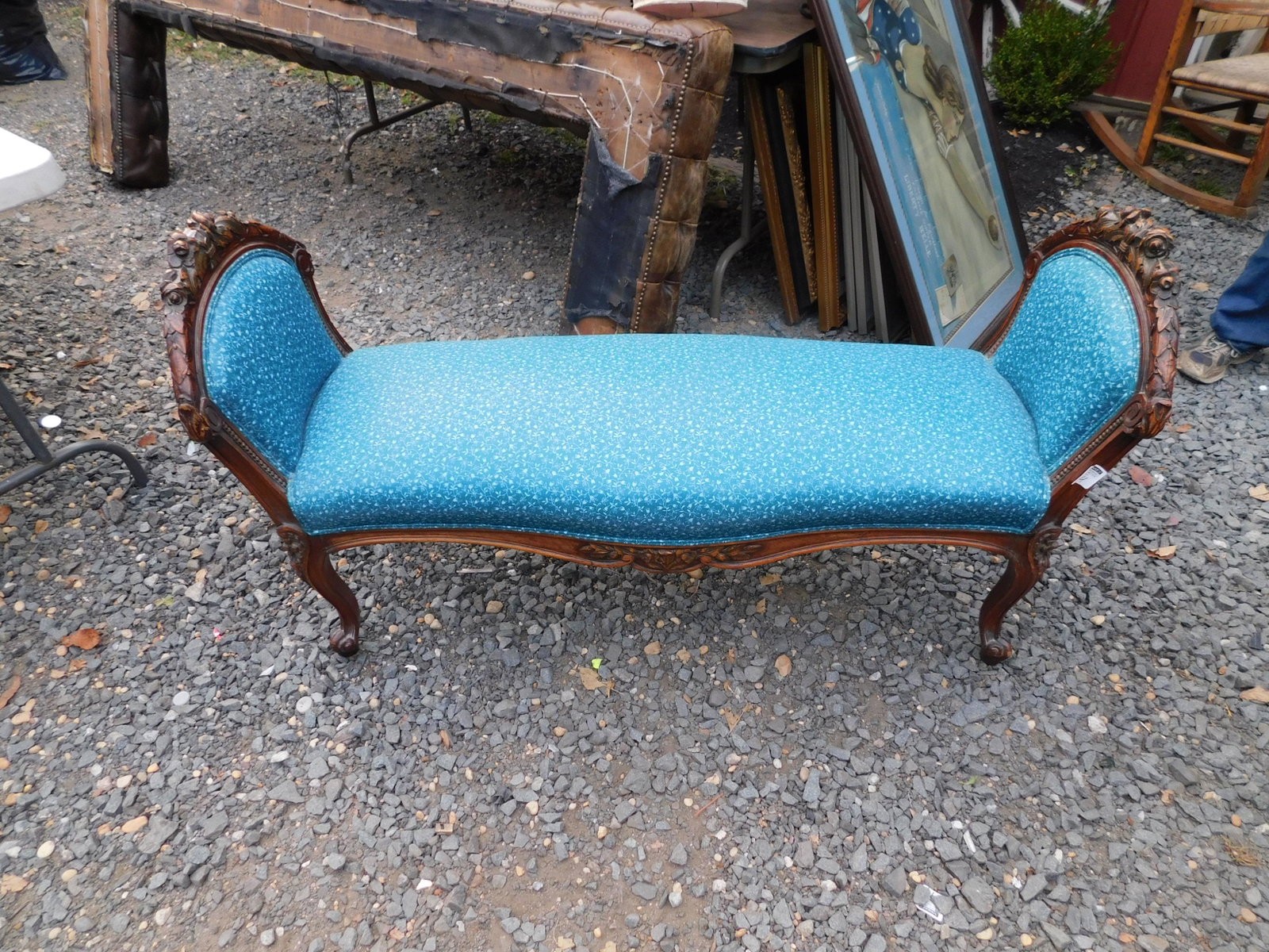 French Hand Carved Bench Sized Settee: French Hand Carved Bench Sized Settee. Measures 29" t x 15" You are bidding at a live sale. Please read the terms and conditions. This sale will be broadcast live on sale day with full descriptions of