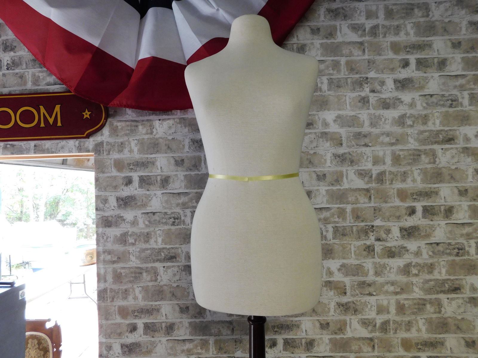 Dress Form on Pedestal Stand: Dress Form on Pedestal Stand. You are bidding at a live sale. Please read the terms and conditions. This sale will be broadcast live on sale day with full descriptions of each lot being sold, as well