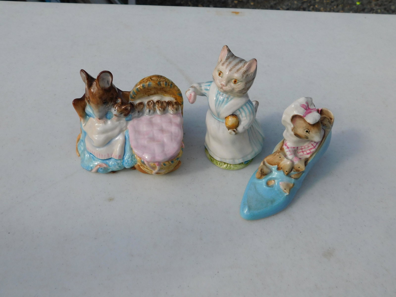 Lot of 3 Beatrix Potter Figures: Lot of 3 Beatrix Potter Figurines. You are bidding at a live sale. Please read the terms and conditions. This sale will be broadcast live on sale day with full descriptions of each lot being sold, as 