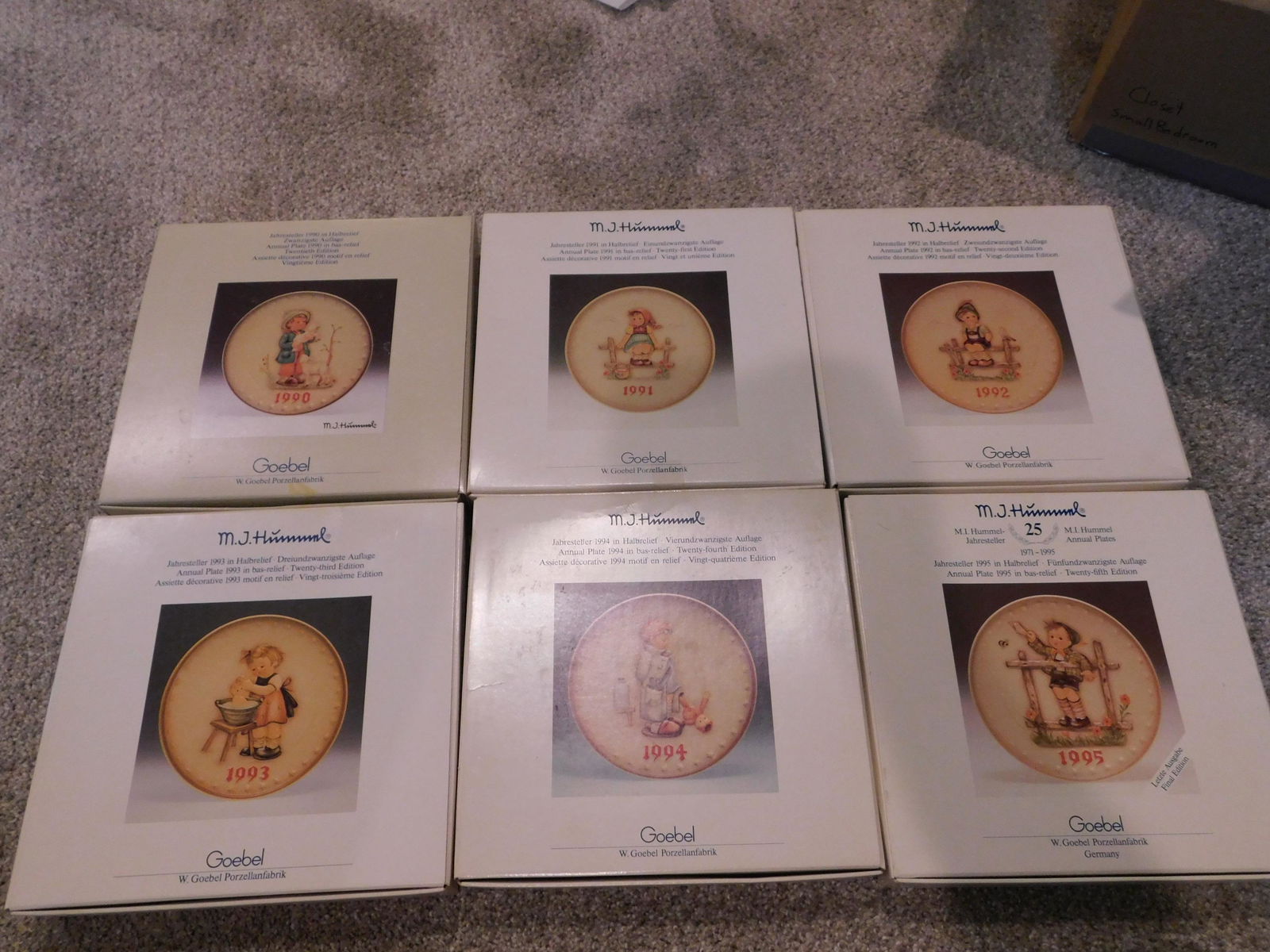 Lot of 6 Hummel Collector Plates with Boxes (1 of 1)