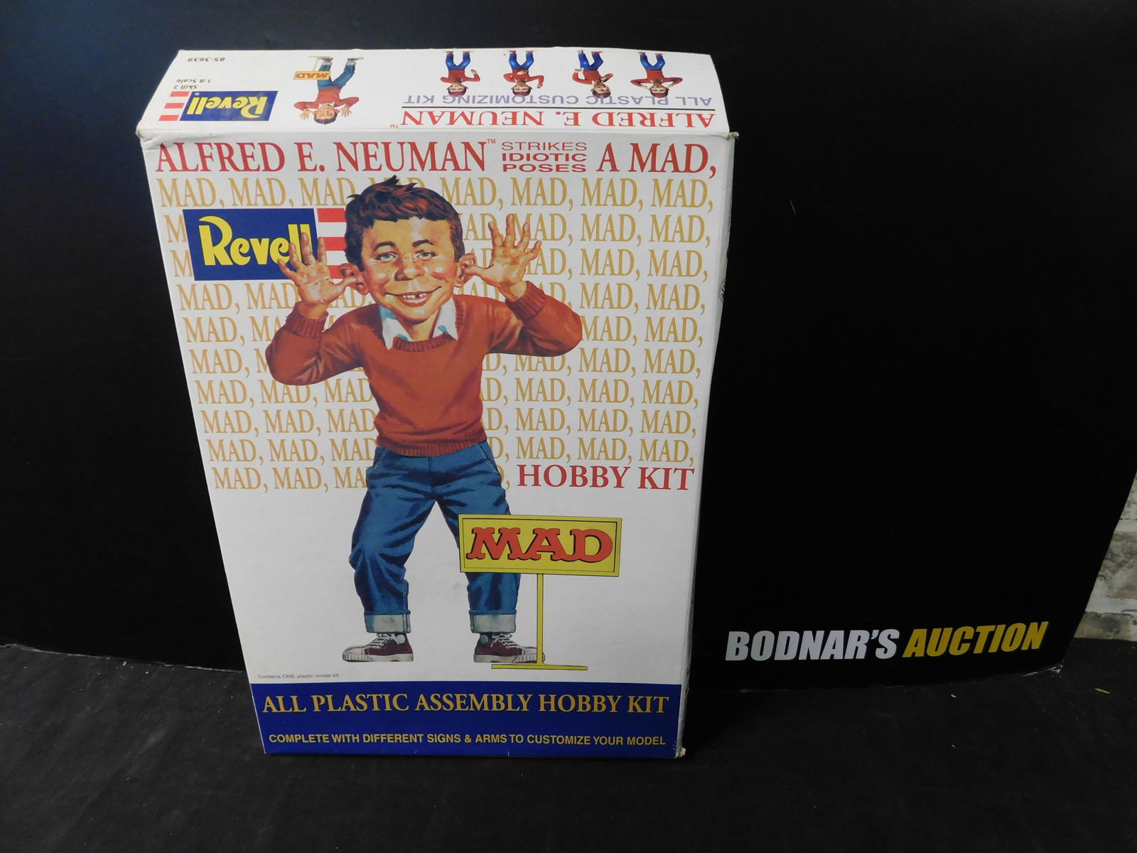 Revell MAD Alfred E. Neumann Model Kit: Revell MAD Alfred E. Neumann Model Kit. All from private collector who disclosed to us that he just took off the factory seal to look at them and to the best of our knowledge we are selling them as co