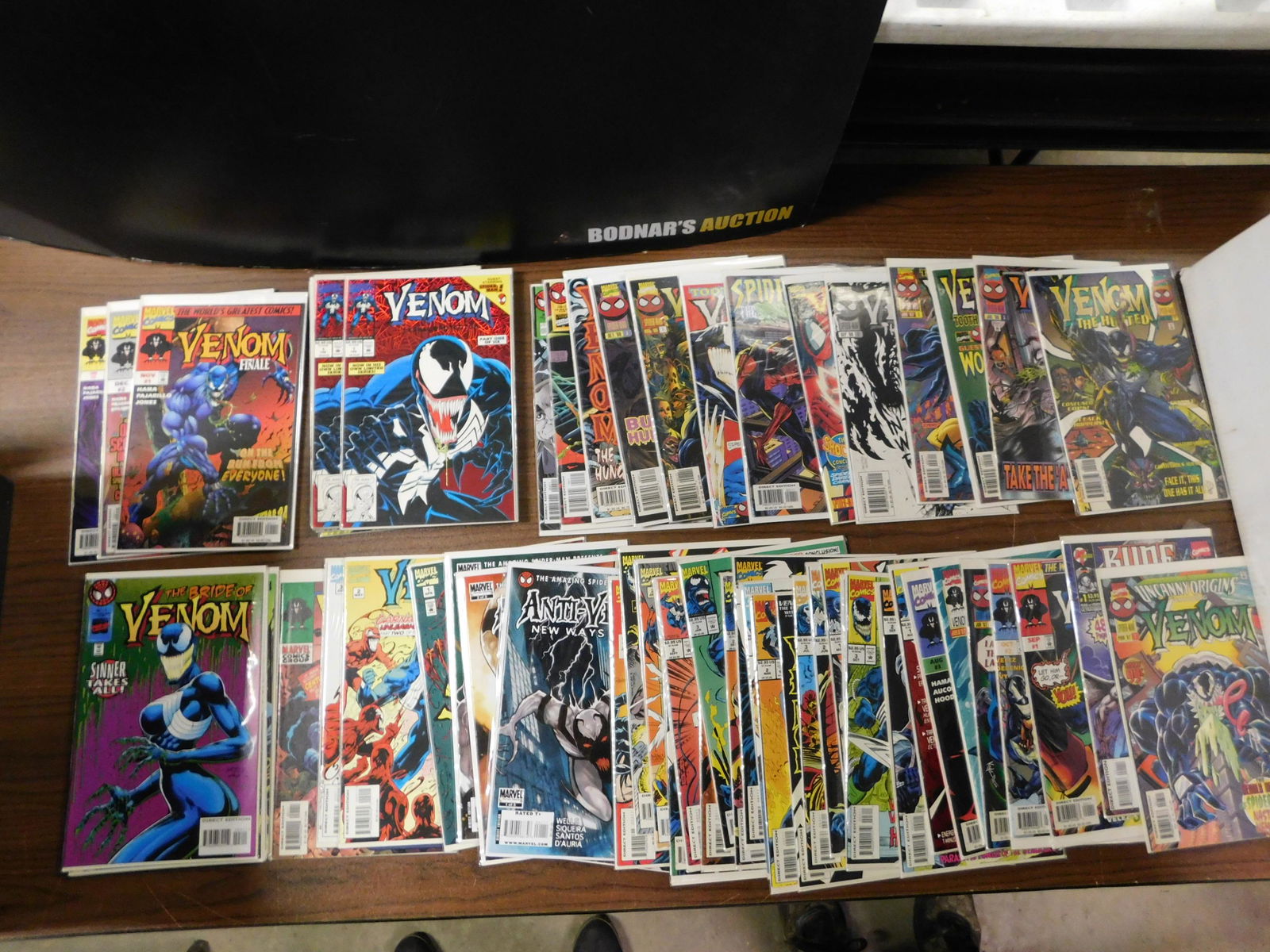 Venom Mini Series and One Shots Comic Book Lot (1 of 3)