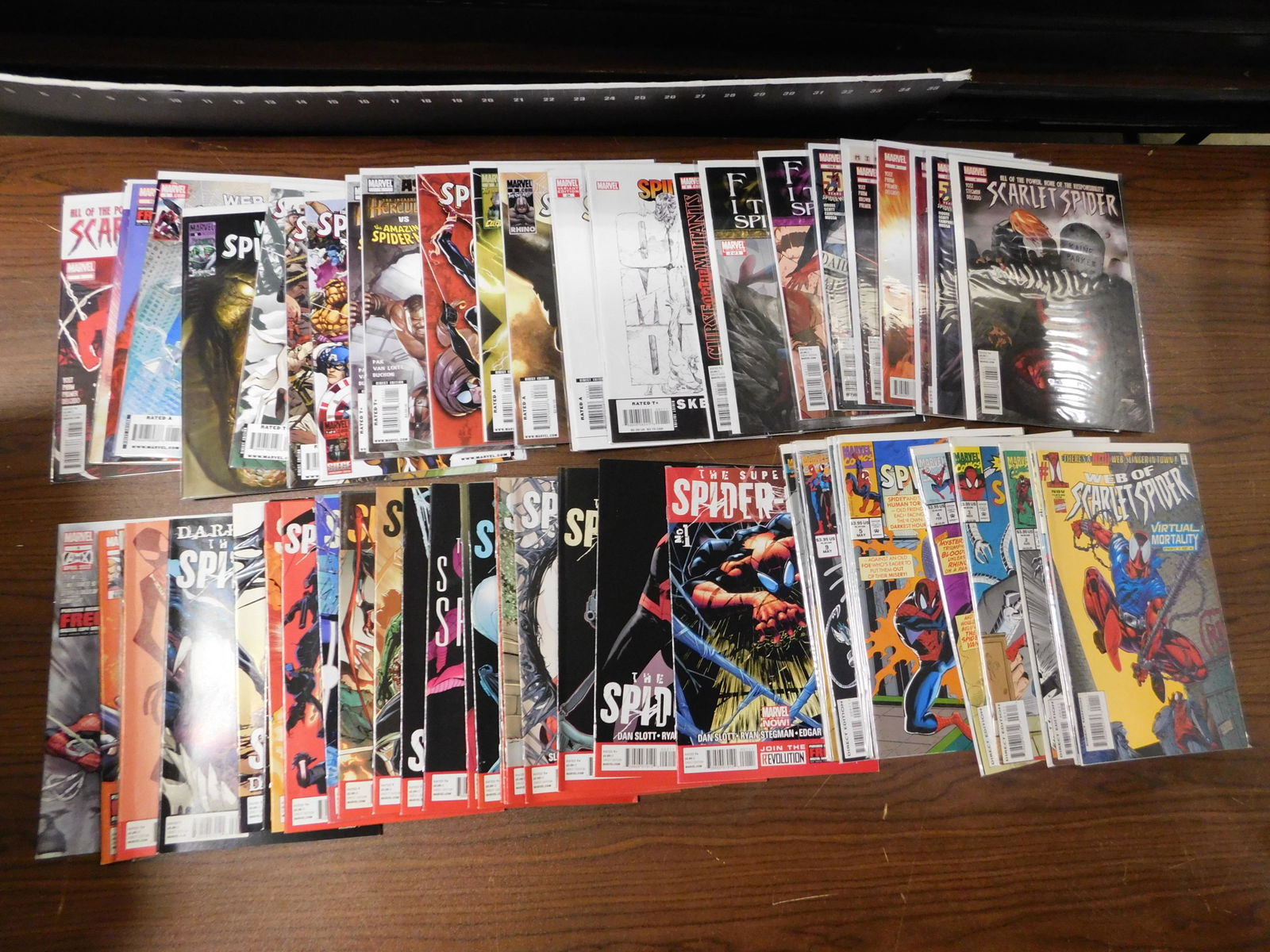 Superior Spider-Man Comic Book Lot (1 of 3)