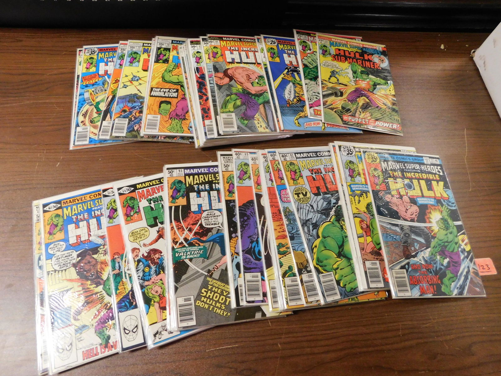 Marvel Super Heroes featuring Hulk Comic Book Lot (1 of 2)