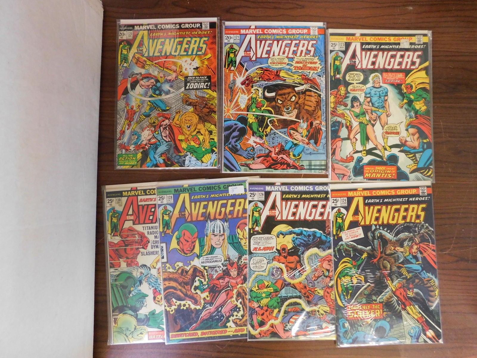 7pc. The Avengers Comic Book Lot (1 of 1)