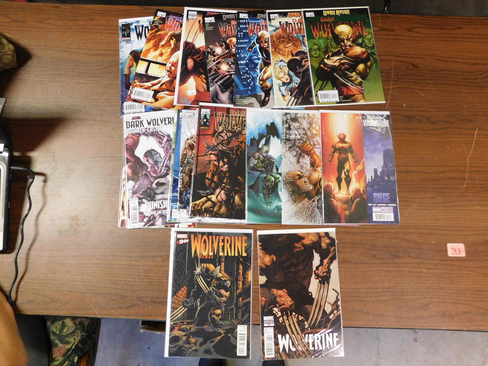 Dark Wolverine Comic Book Lot - Full Run #75-90 (1 of 1)