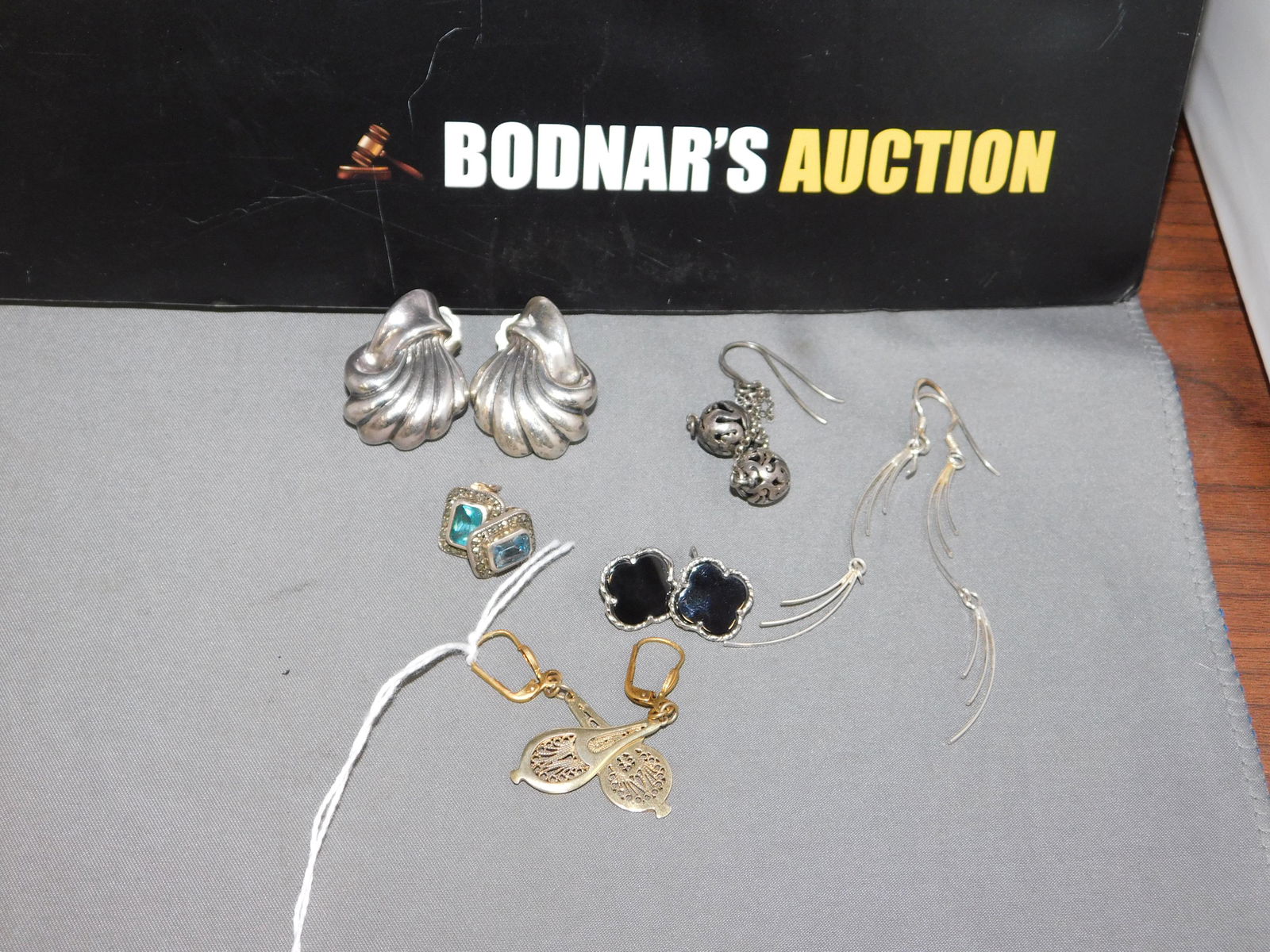 Lot of Sterling Earrings (1 of 2)