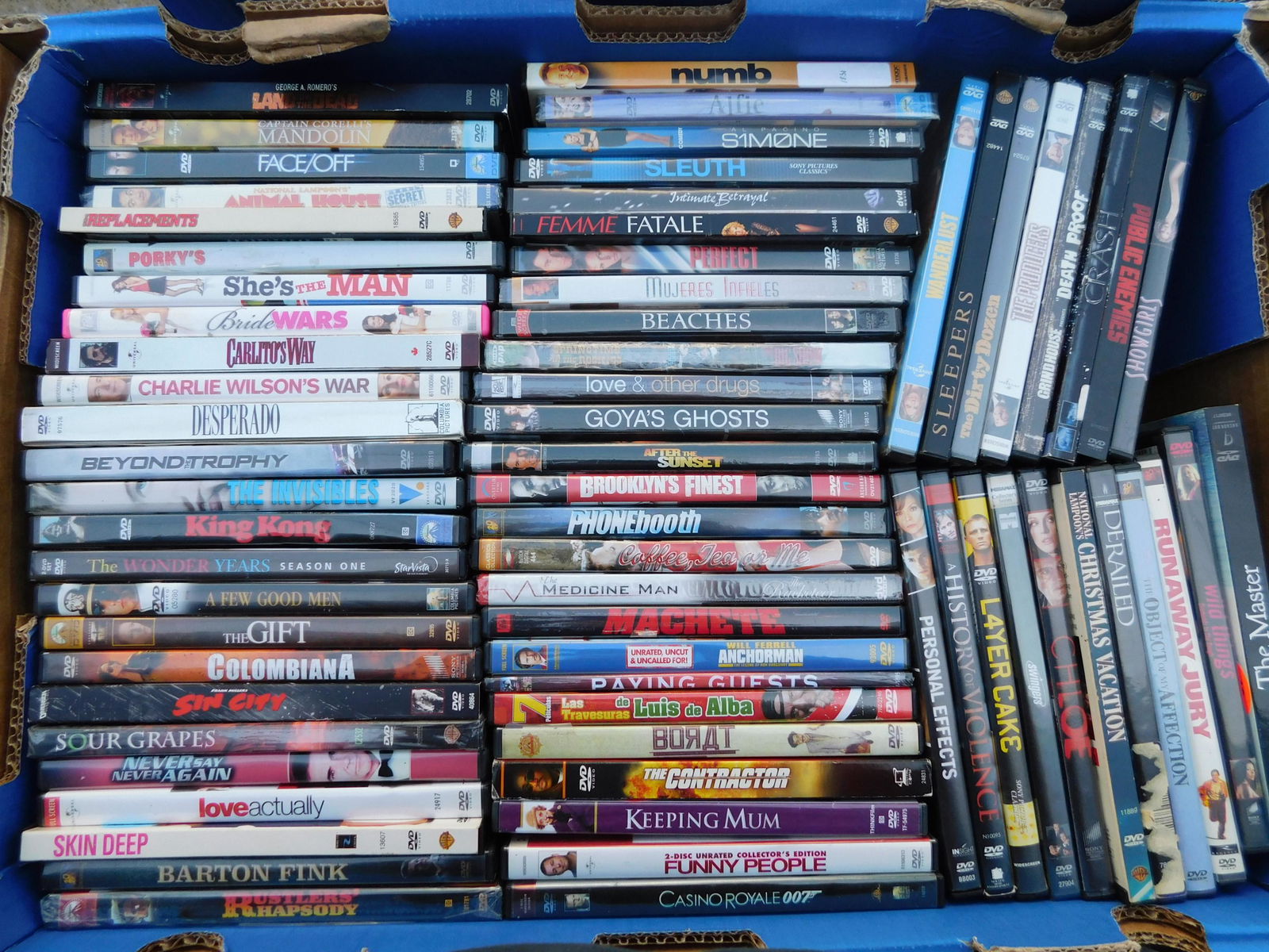 Large Lot of DVD's movies: Large Lot of DVD's movies. Mixed titles some may be factory sealed. This sale will be broadcast live on sale day with an auctioneer and caller calling full descriptions of each lot being sold, as well