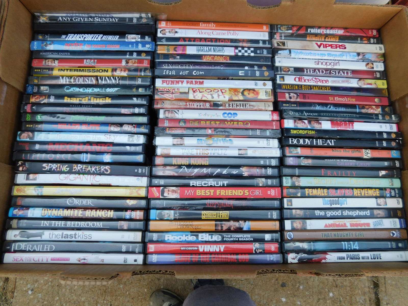 Large Lot of DVD's movies: Large Lot of DVD's movies. Mixed titles some may be factory sealed. This sale will be broadcast live on sale day with an auctioneer and caller calling full descriptions of each lot being sold, as well