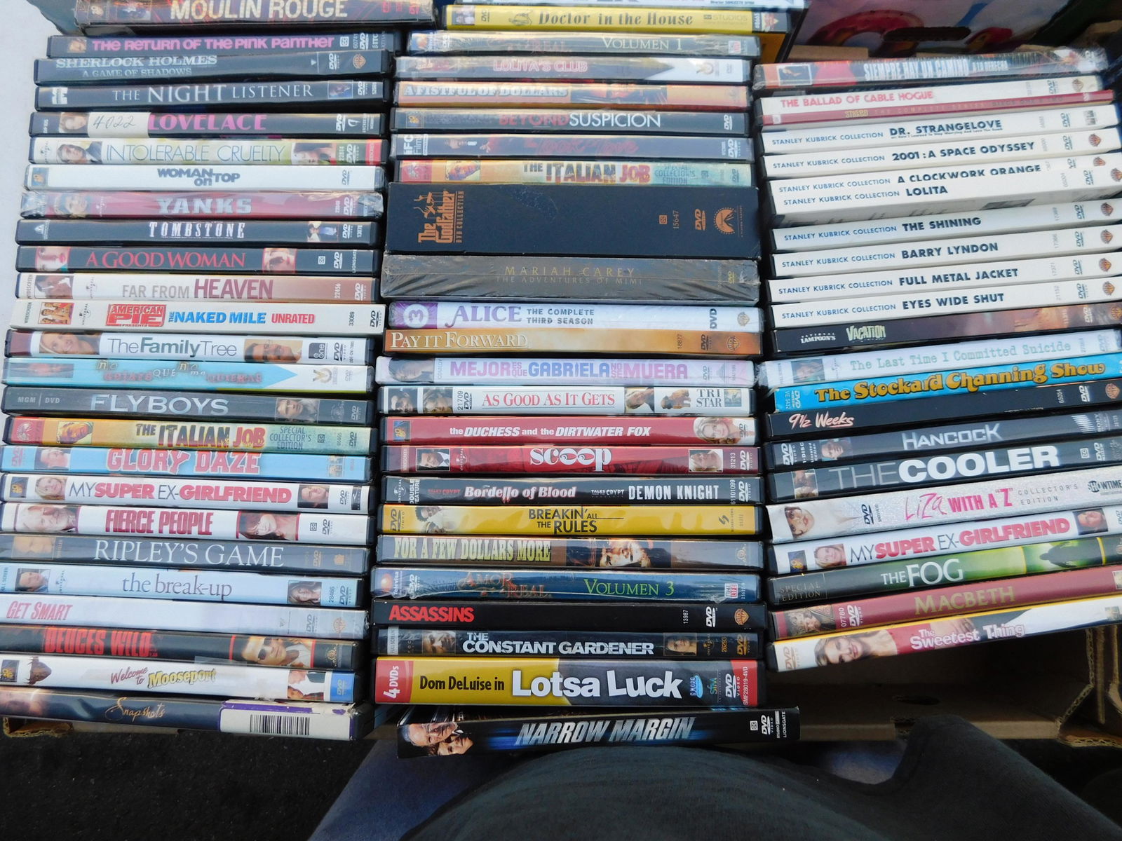 The Movie Hoard 30 000 Dvd S Blu Ray Prices 478 Auction Price Results Bodnar S Auction Sales In Nj