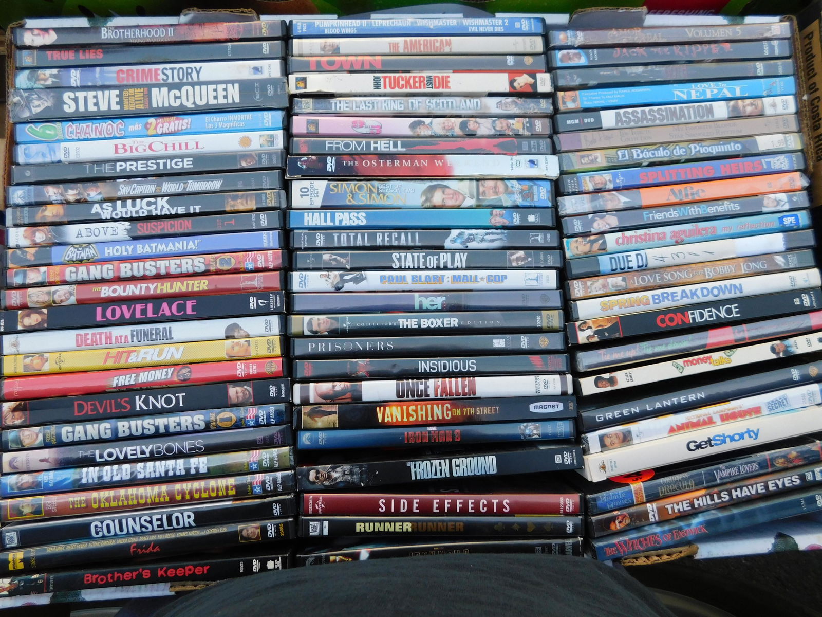 Large Lot of DVD's movies: Large Lot of DVD's movies. Mixed titles some may be factory sealed. This sale will be broadcast live on sale day with an auctioneer and caller calling full descriptions of each lot being sold, as well