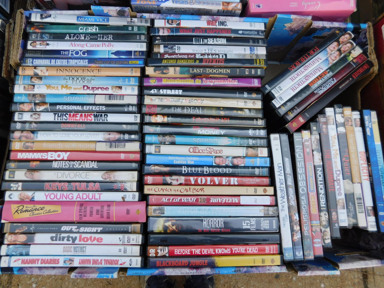 Large Lot of DVD's movies: Large Lot of DVD's movies. Mixed titles some may be factory sealed. This sale will be broadcast live on sale day with an auctioneer and caller calling full descriptions of each lot being sold, as well