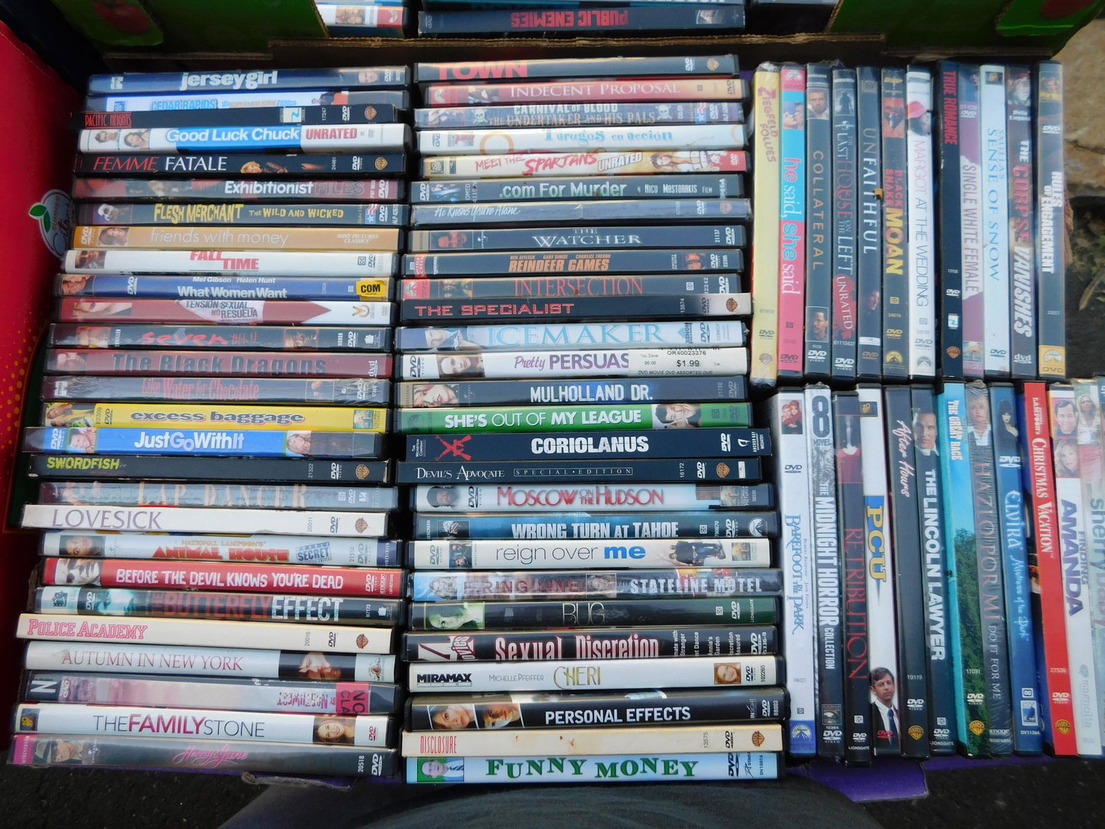 Large Lot of DVD's movies: Large Lot of DVD's movies. Mixed titles some may be factory sealed. This sale will be broadcast live on sale day with an auctioneer and caller calling full descriptions of each lot being sold, as well